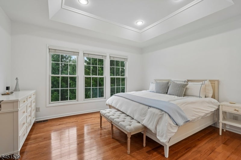2 Constitution Ln