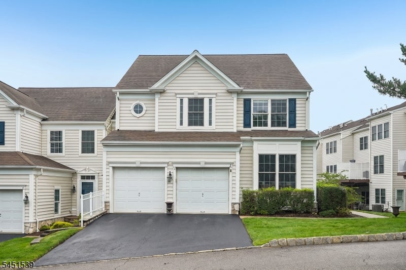 2 Constitution Ln