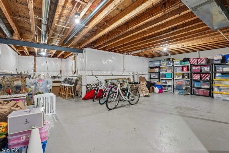 2 Constitution Ln