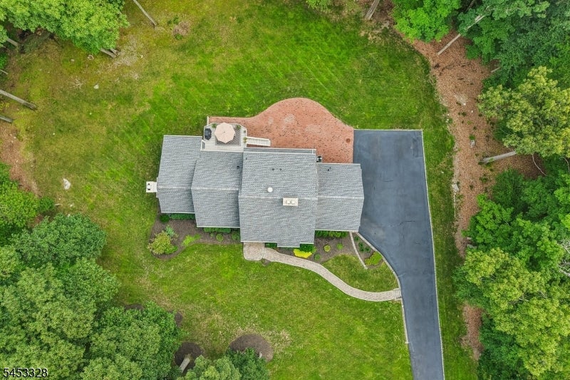 662 Juniper Pl