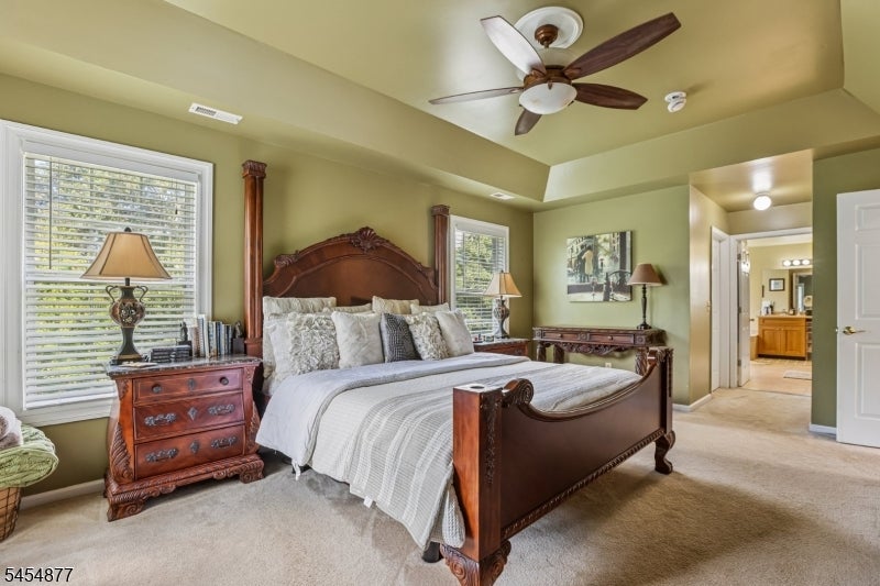 176 Fox Hill Ct
