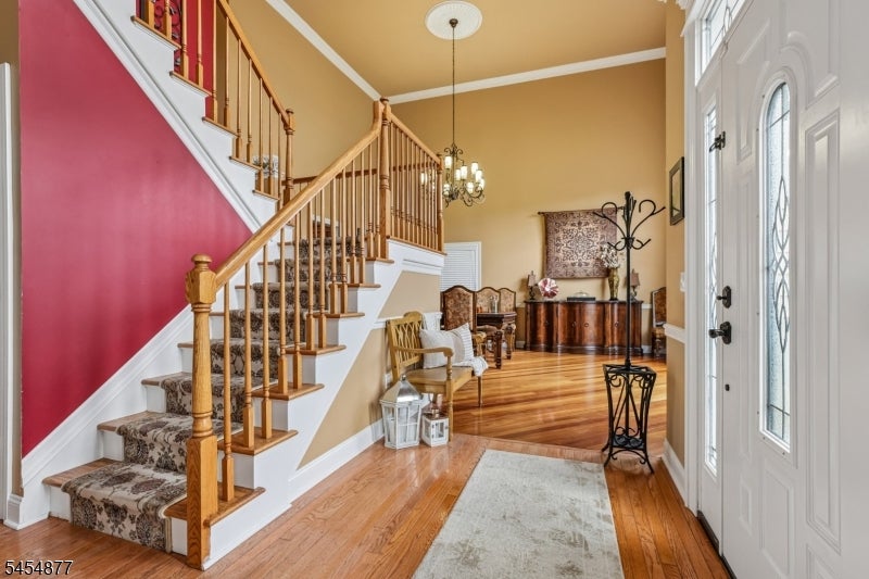 176 Fox Hill Ct