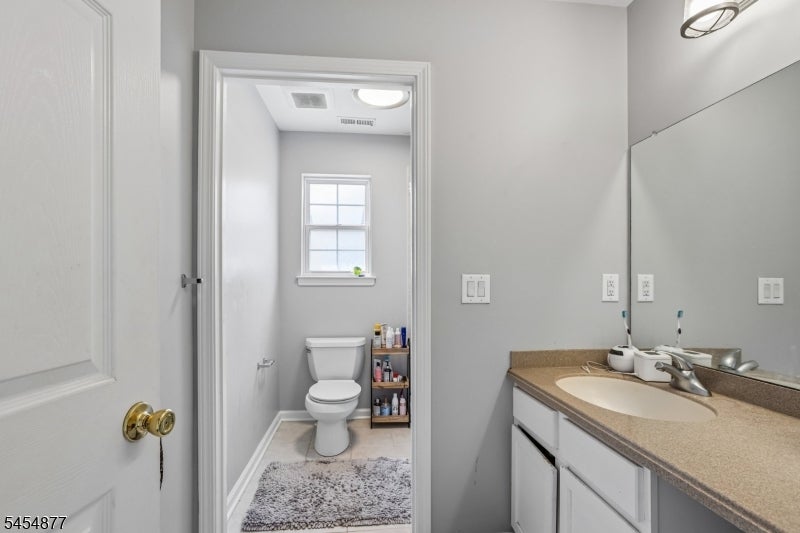 176 Fox Hill Ct