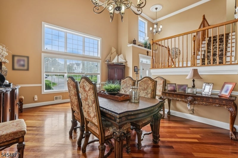 176 Fox Hill Ct
