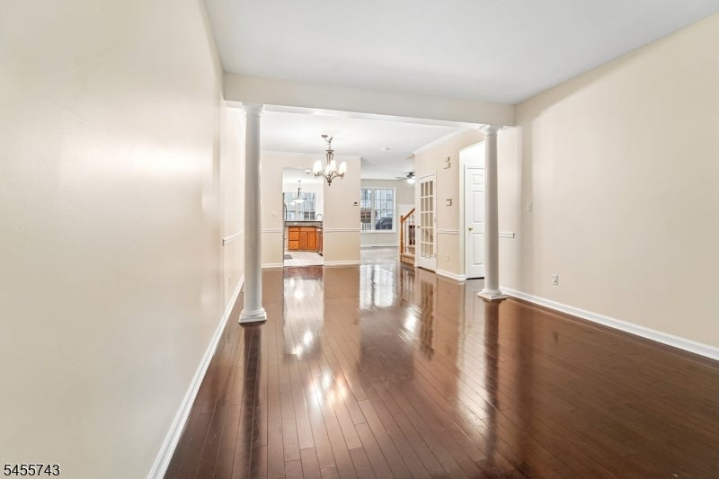195 Levinberg Ln