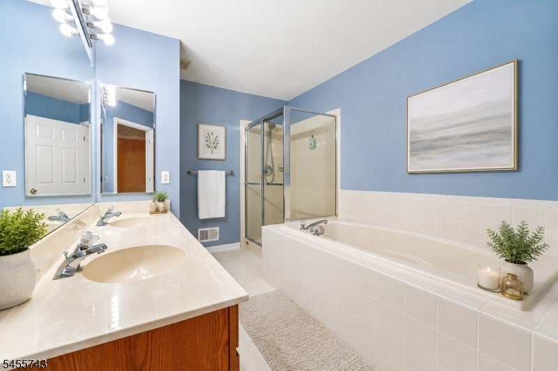 195 Levinberg Ln