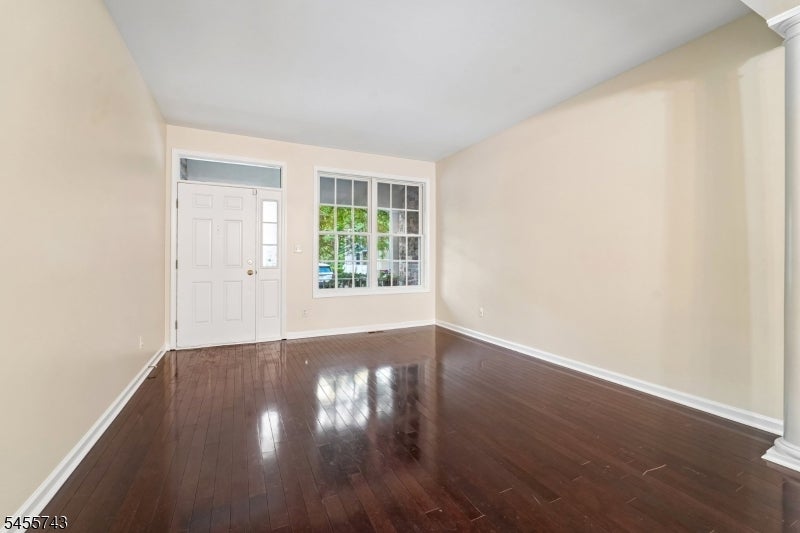 195 Levinberg Ln