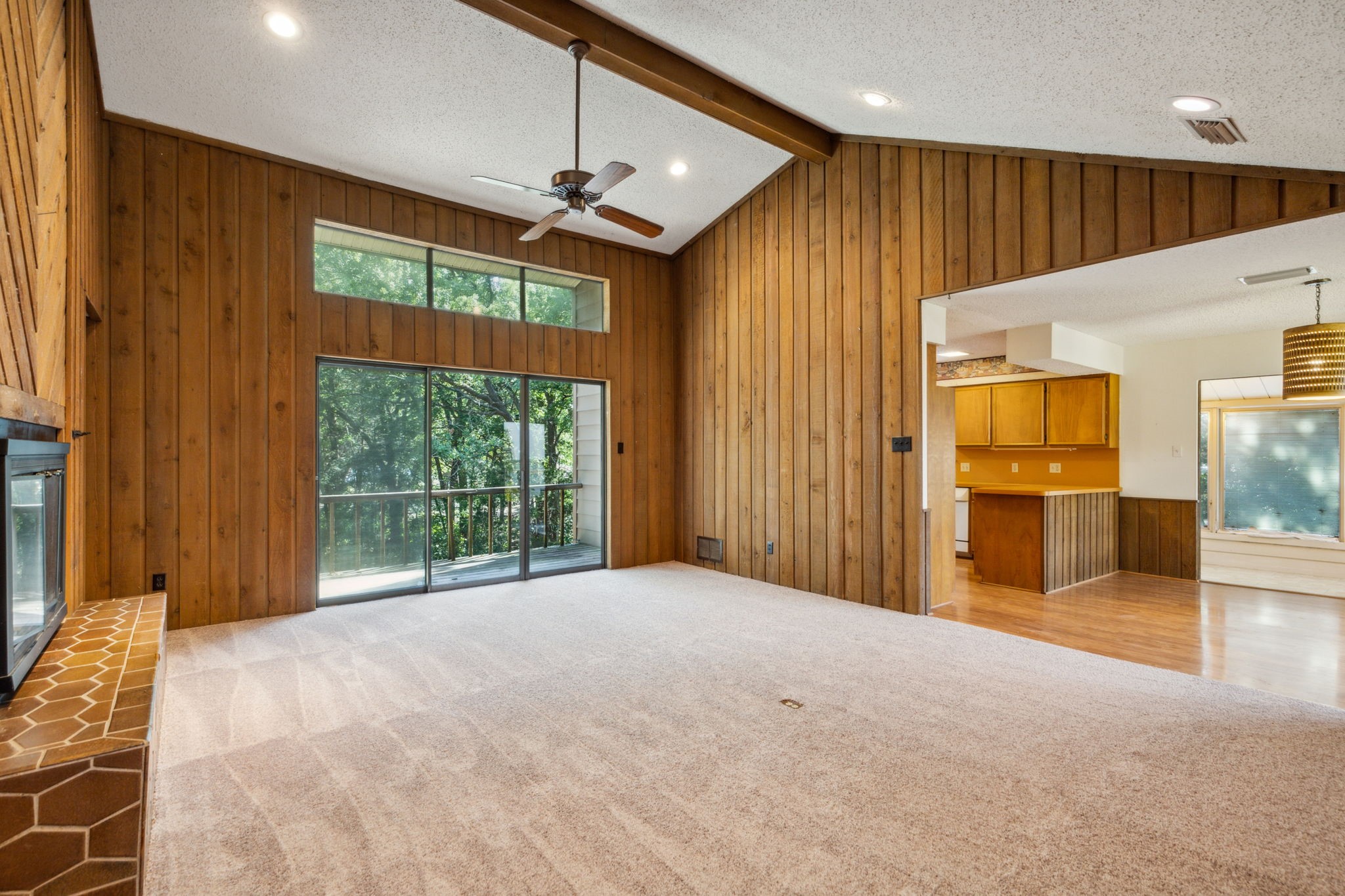 2402 Arrow Lane