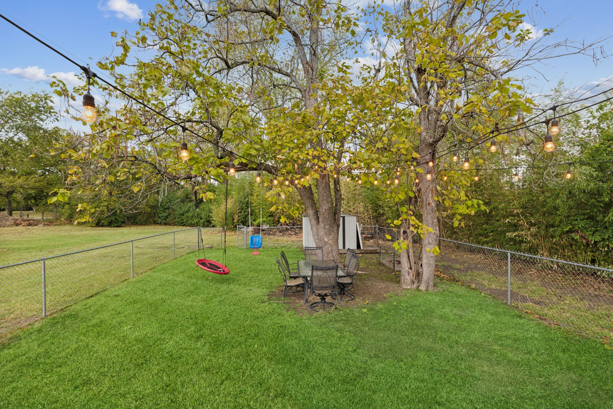 915 N Alamo Road
