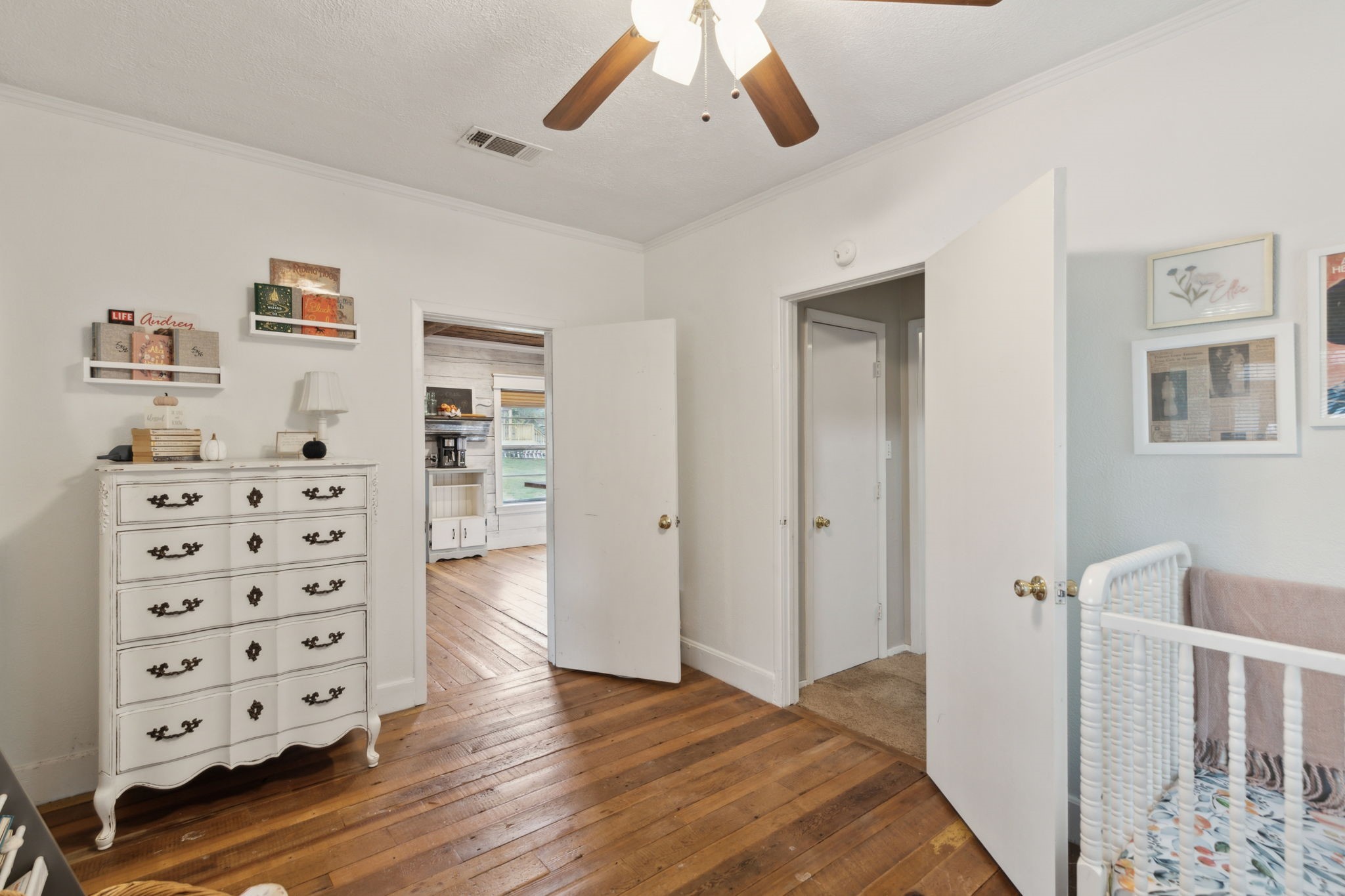 915 N Alamo Road