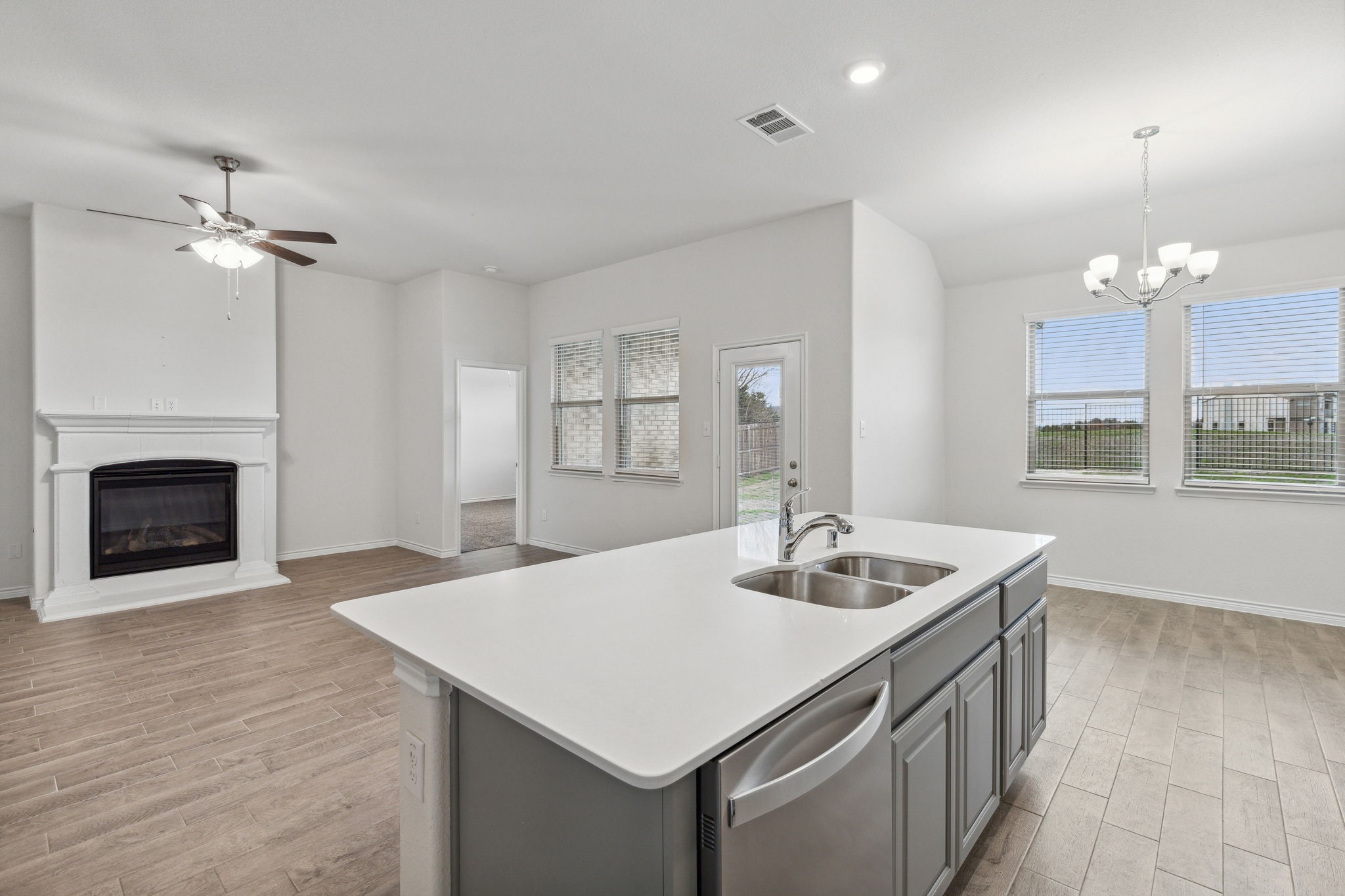 3922 Sidney Lane