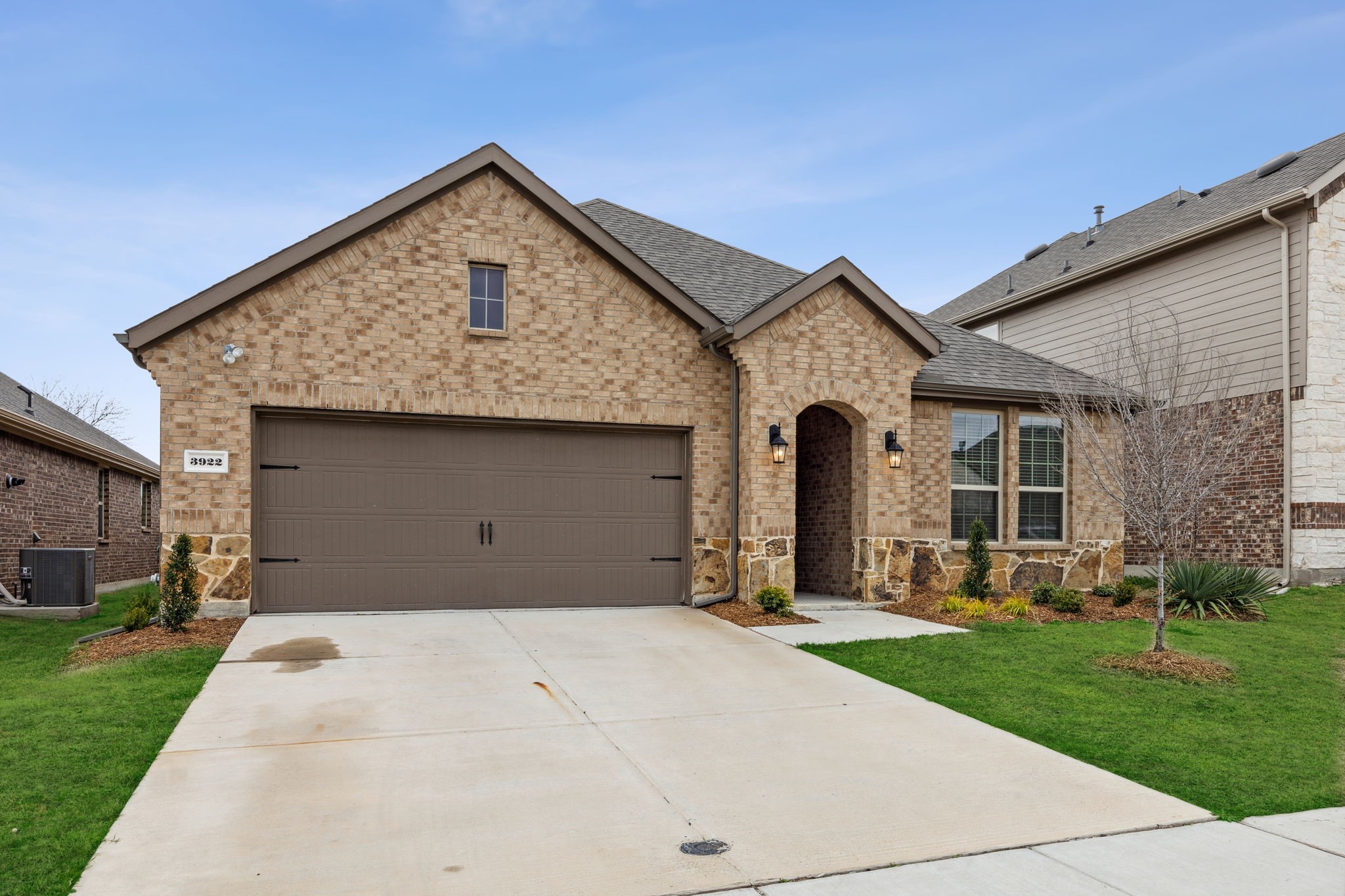 3922 Sidney Lane