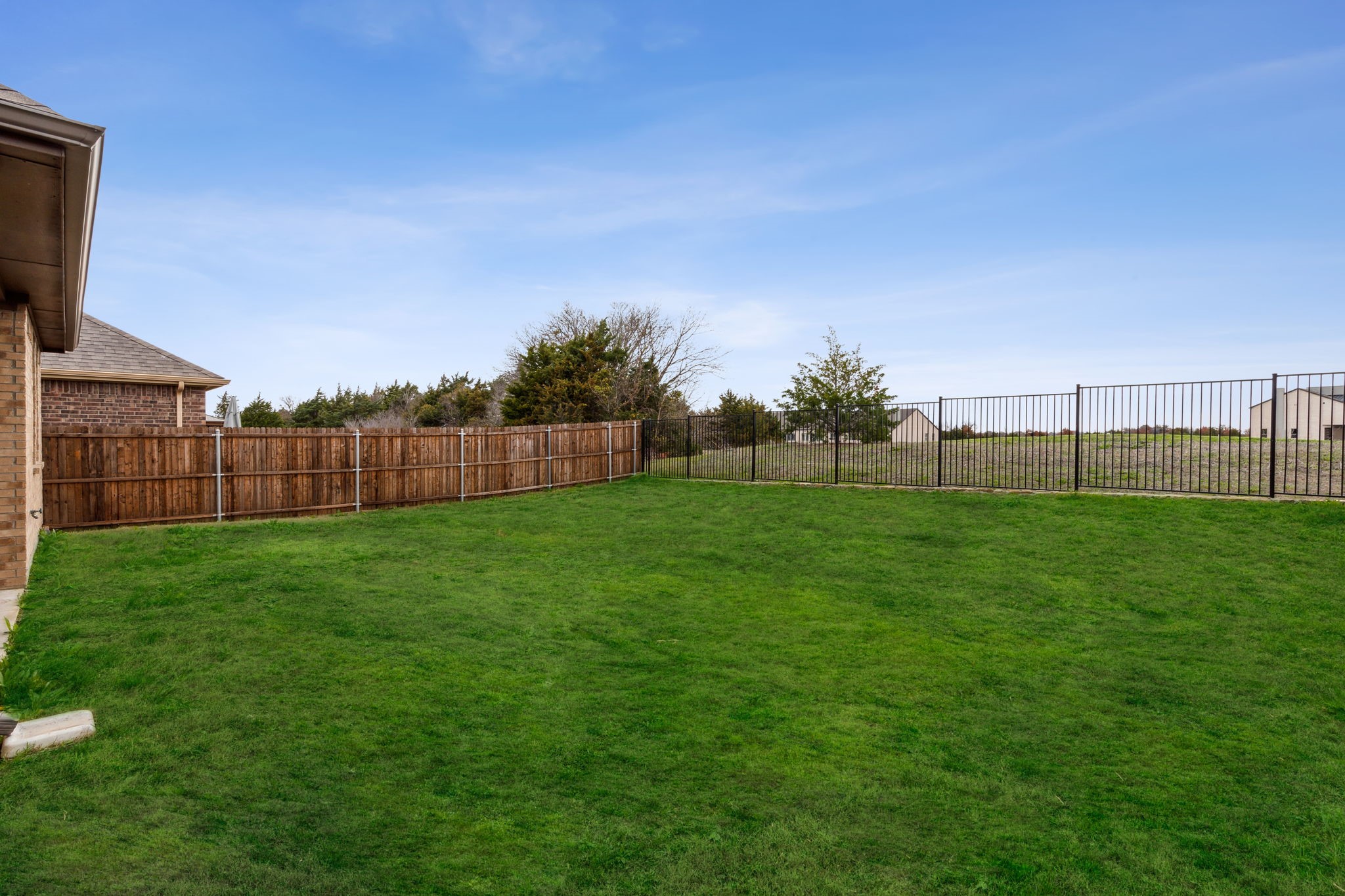 3922 Sidney Lane