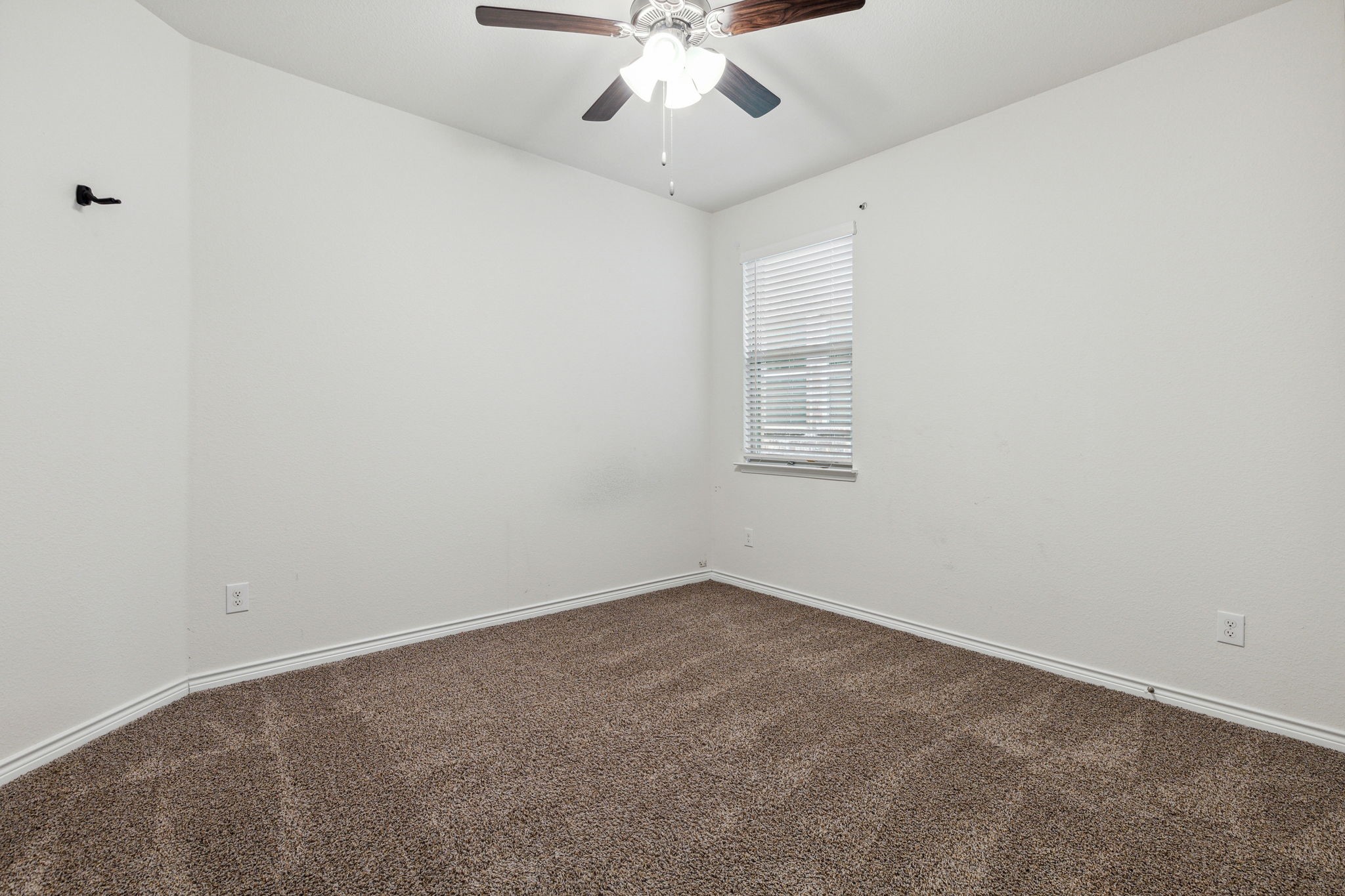 3922 Sidney Lane