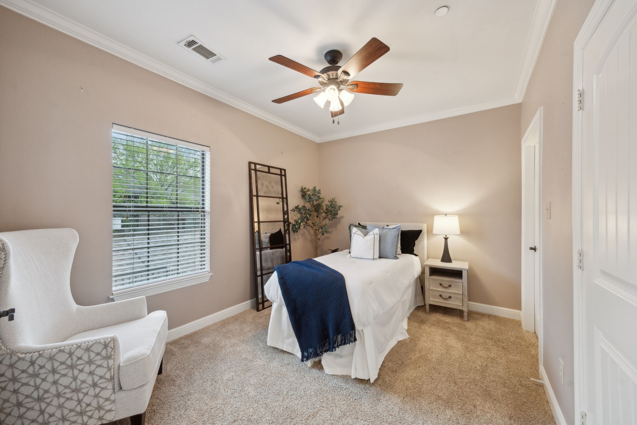 1877 Signal Ridge Place 1877