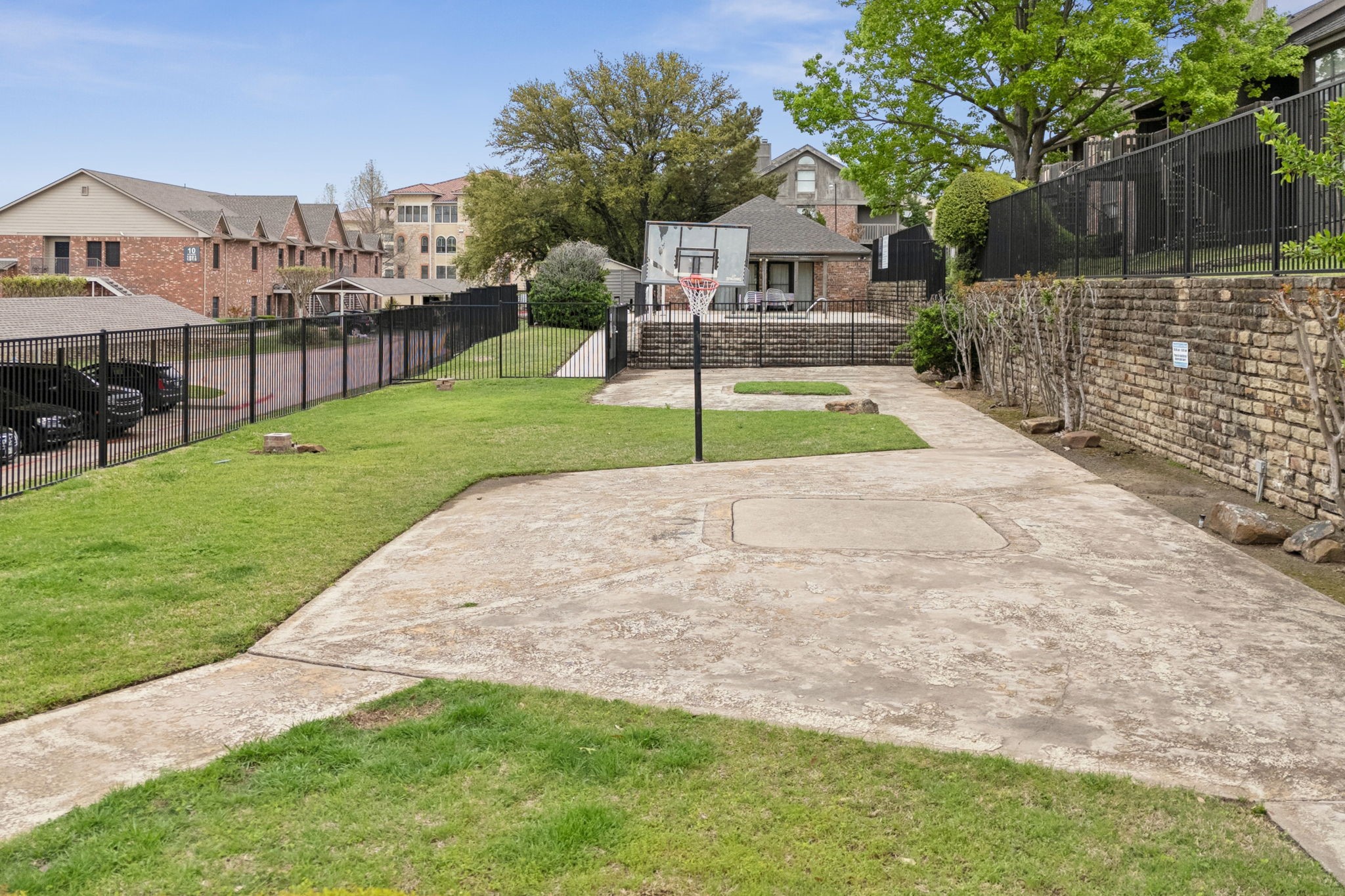 1877 Signal Ridge Place 1877
