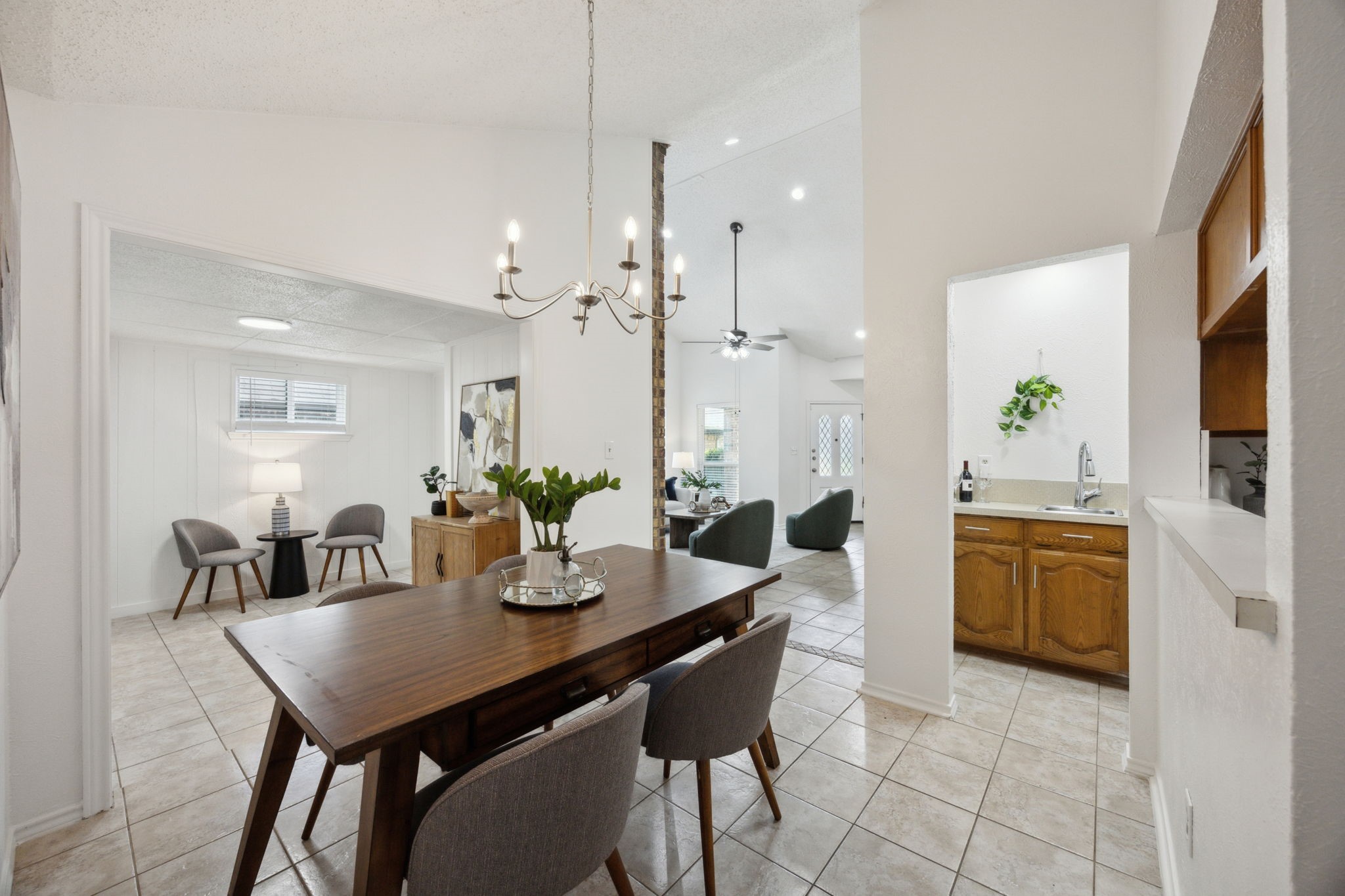 5322 Riverport Drive