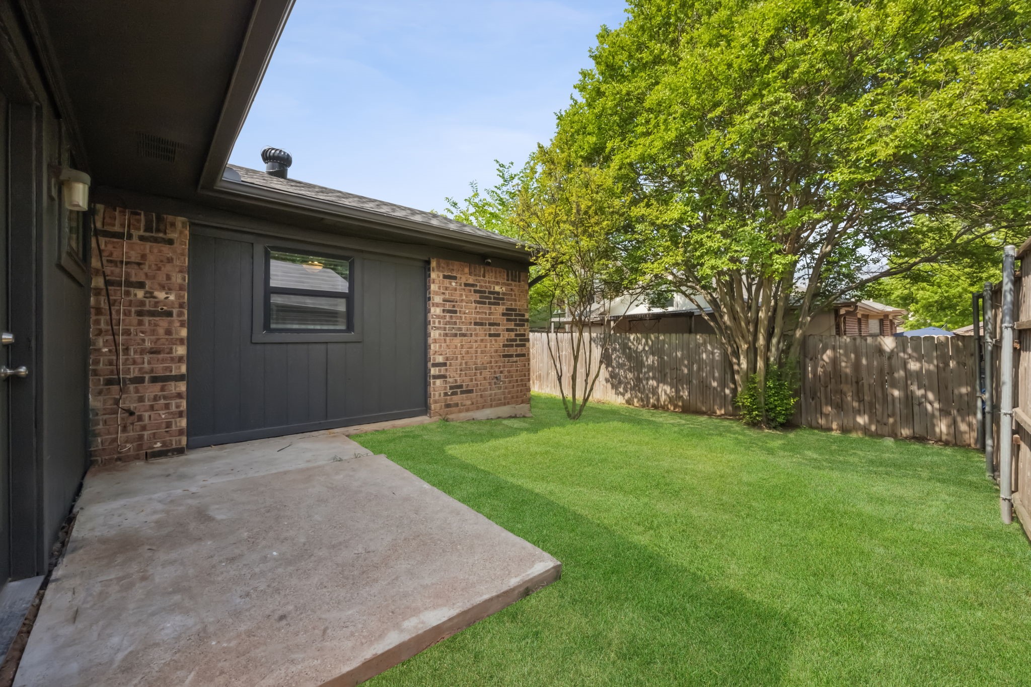 5322 Riverport Drive