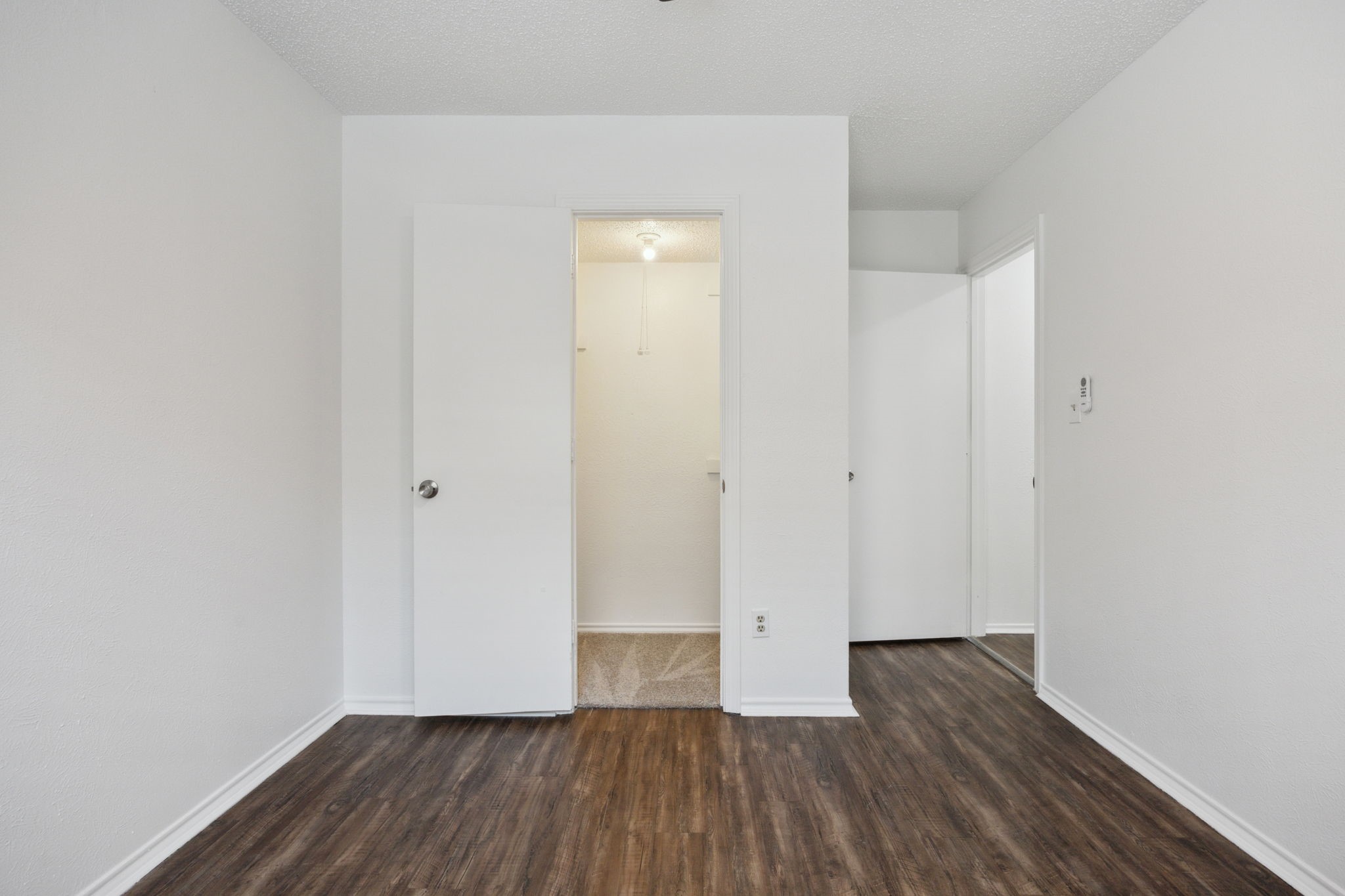 5322 Riverport Drive