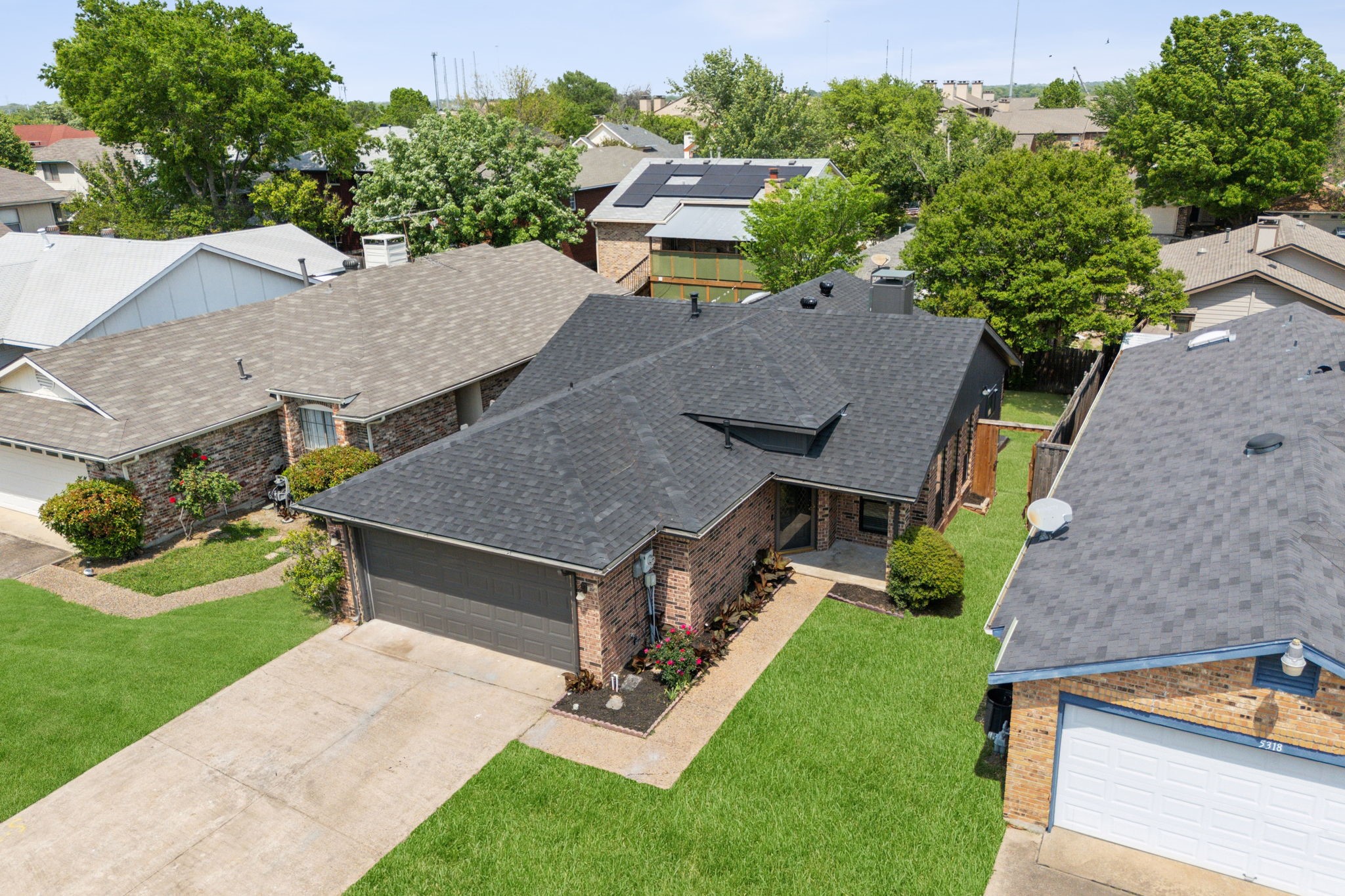 5322 Riverport Drive