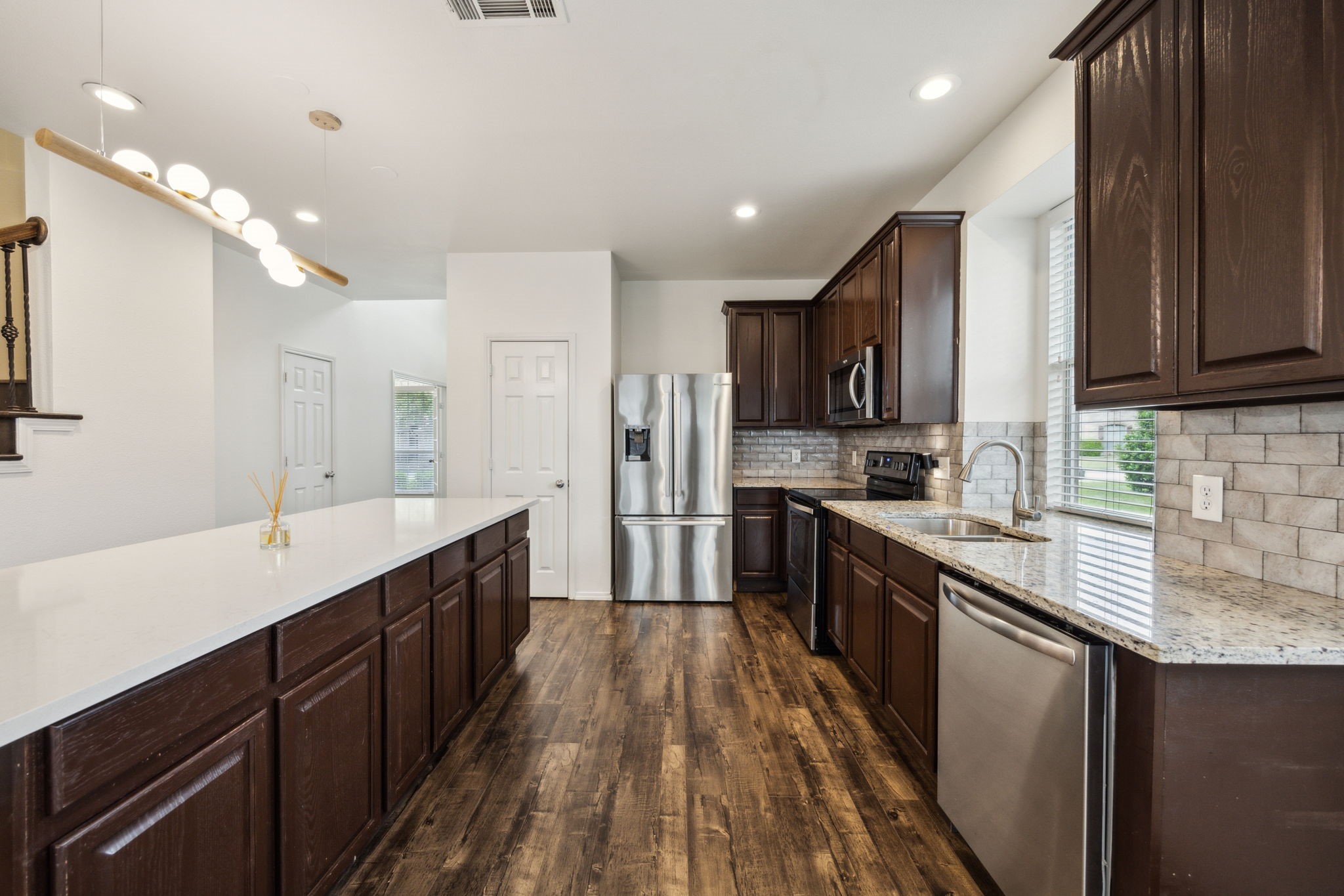 725 Vallejo Drive