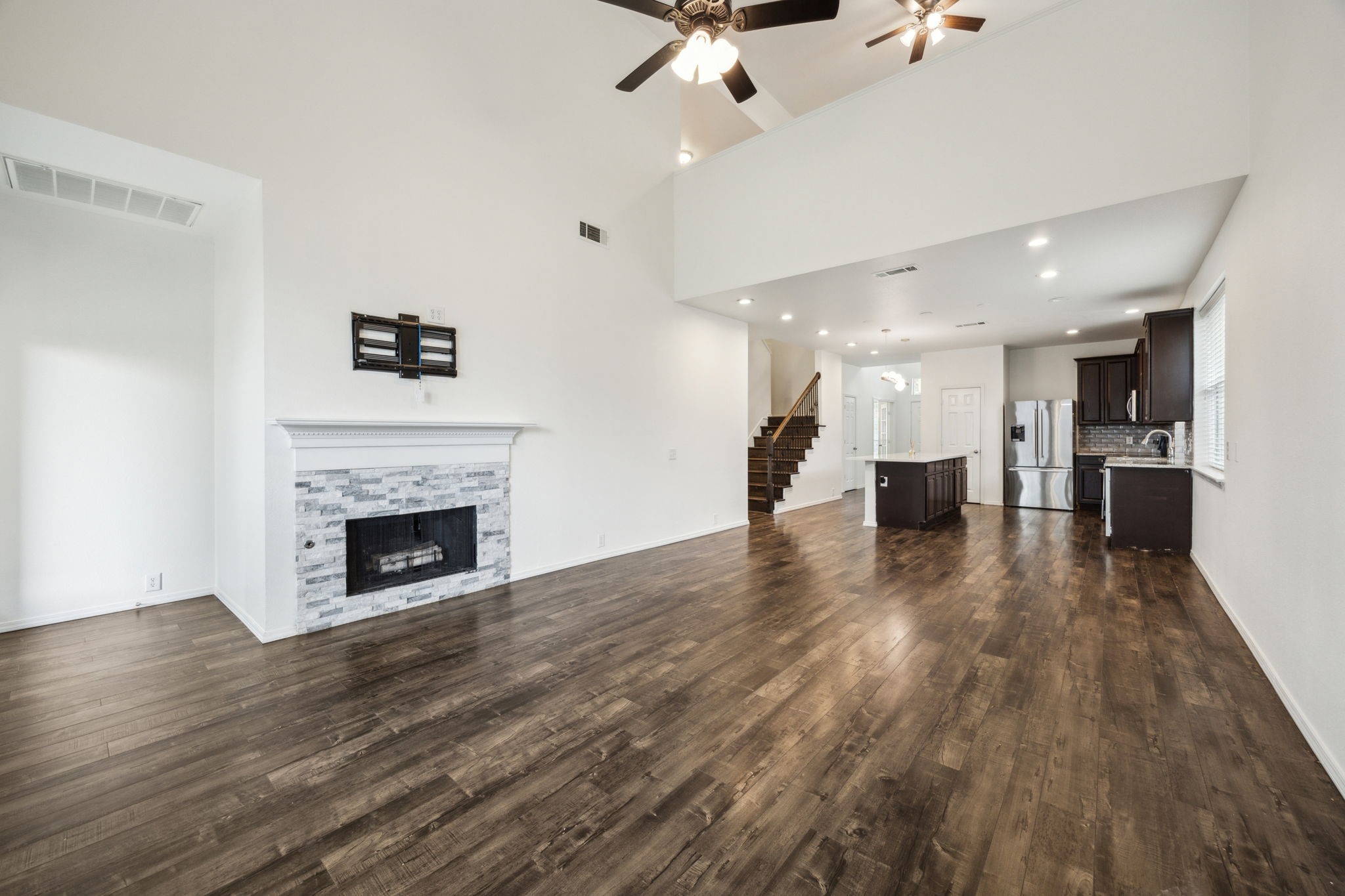 725 Vallejo Drive