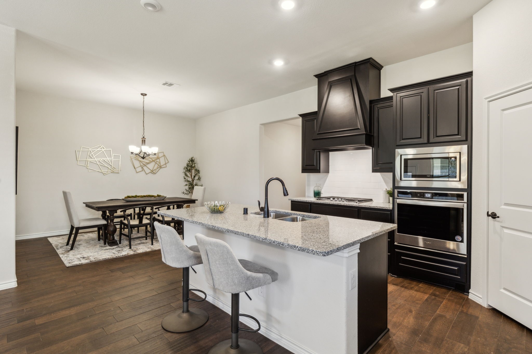 3114 Maverick Drive
