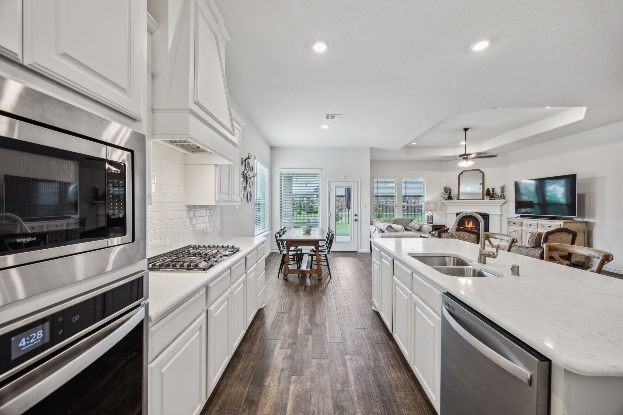 2102 Tahoka Lane