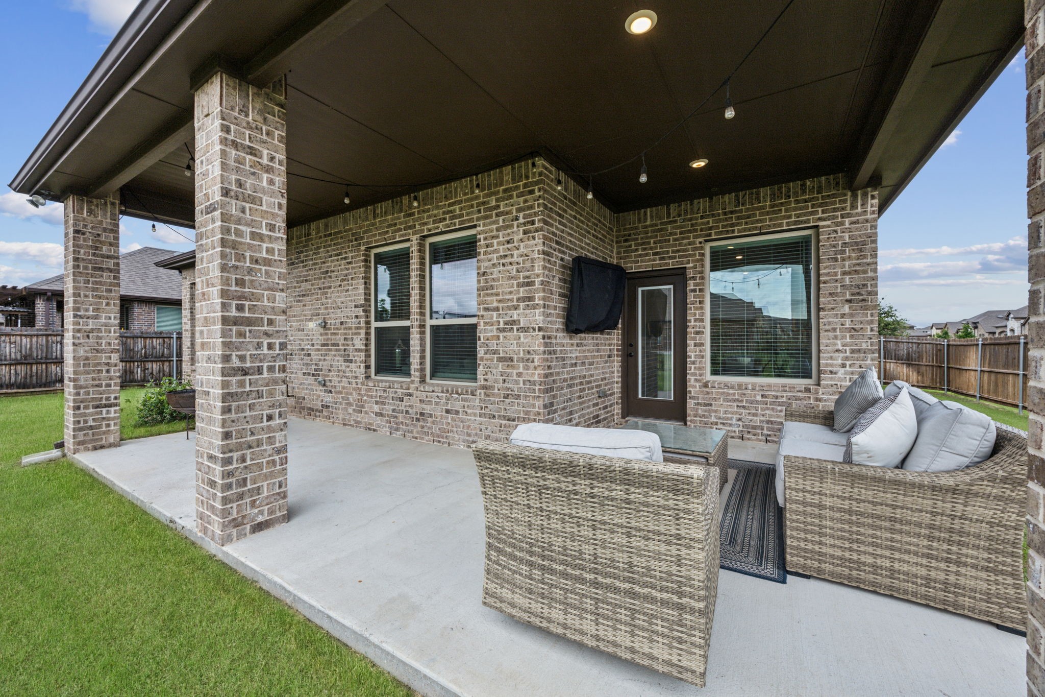 2102 Tahoka Lane