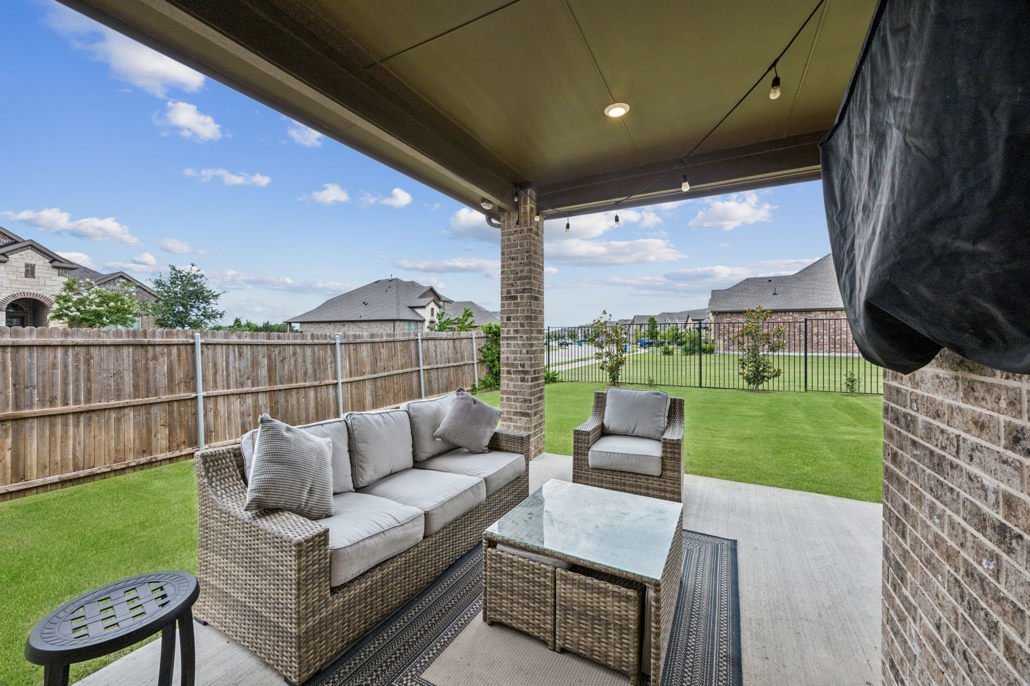 2102 Tahoka Lane