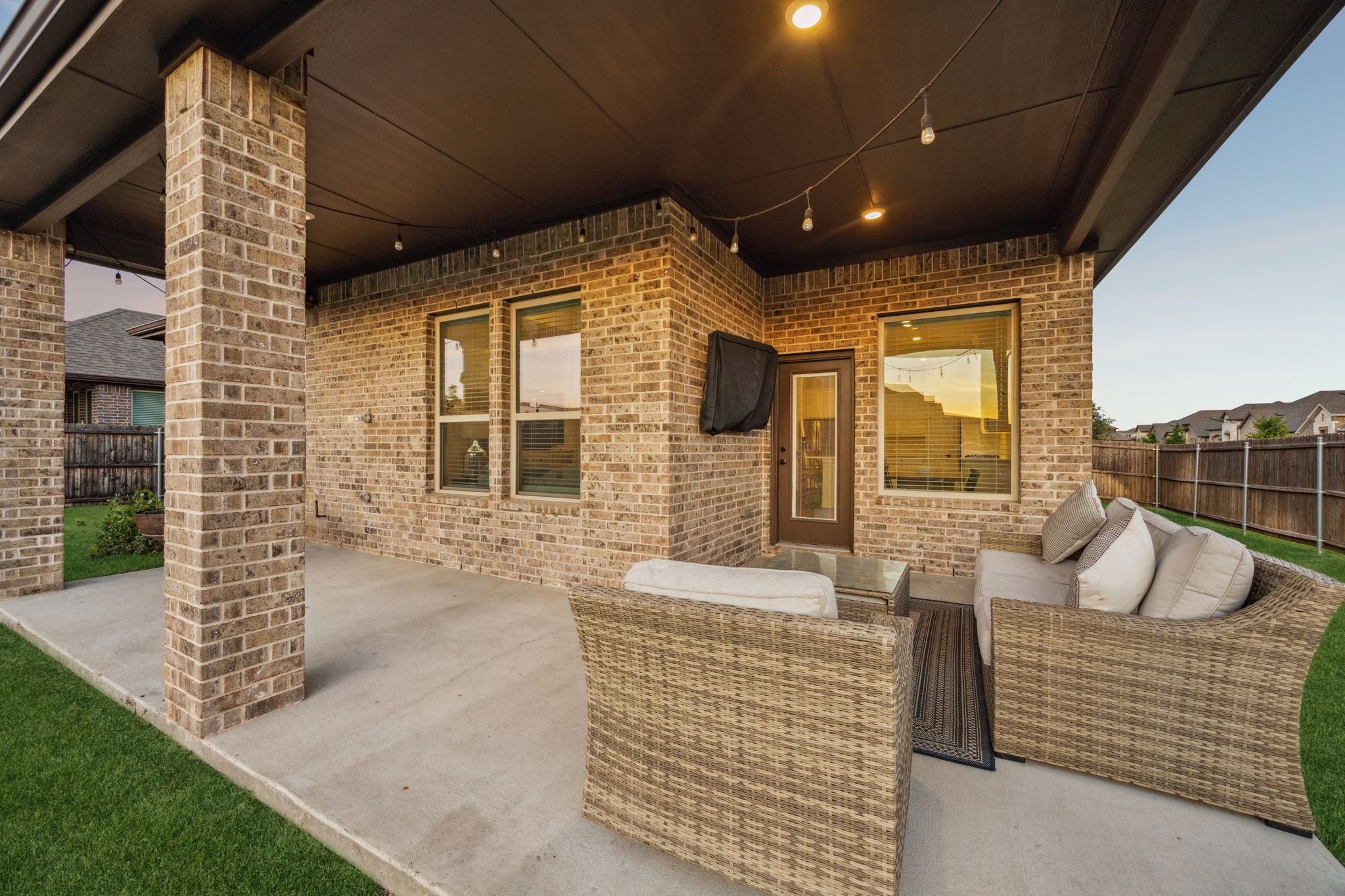 2102 Tahoka Lane