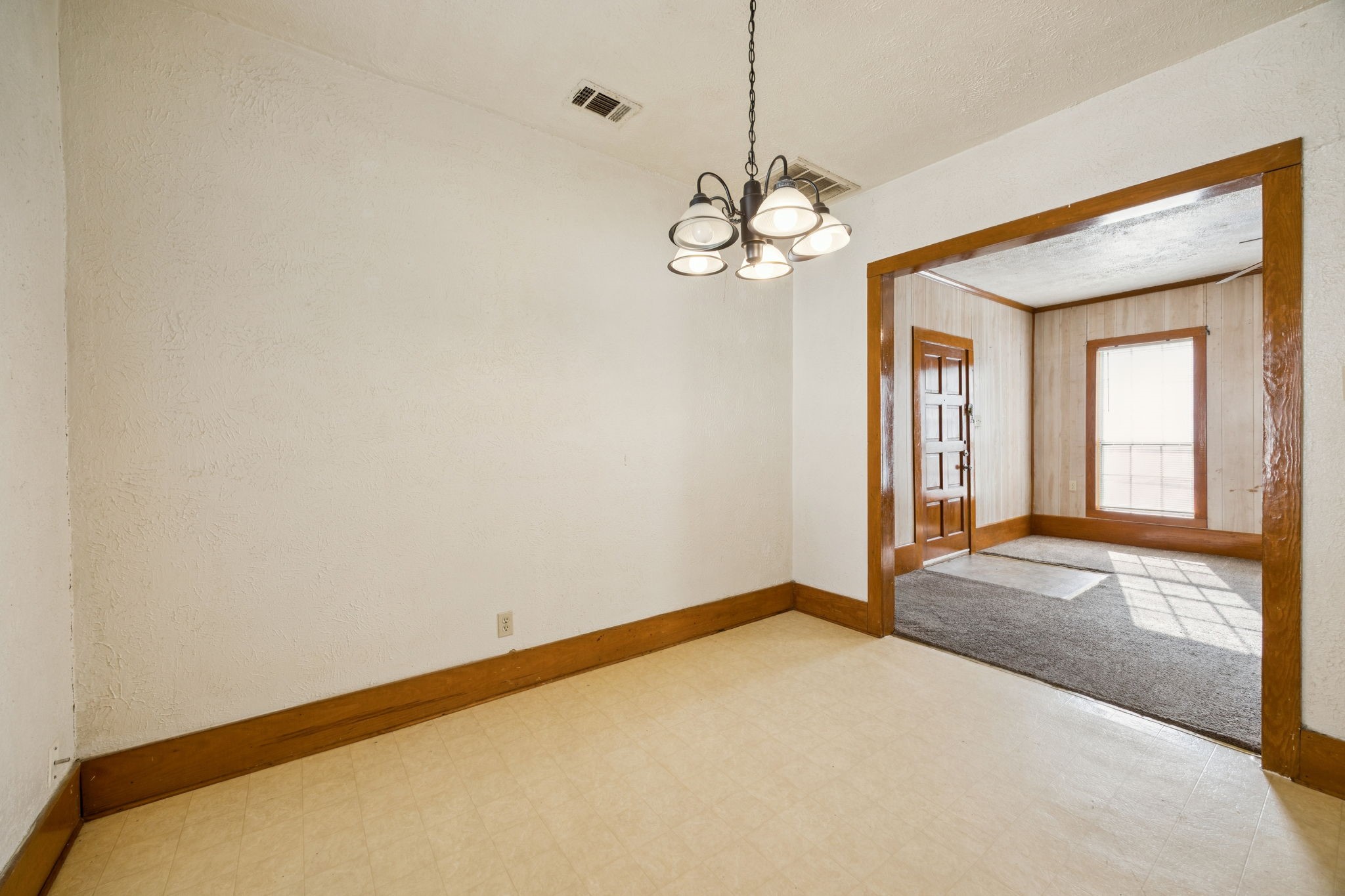 808 E High Street