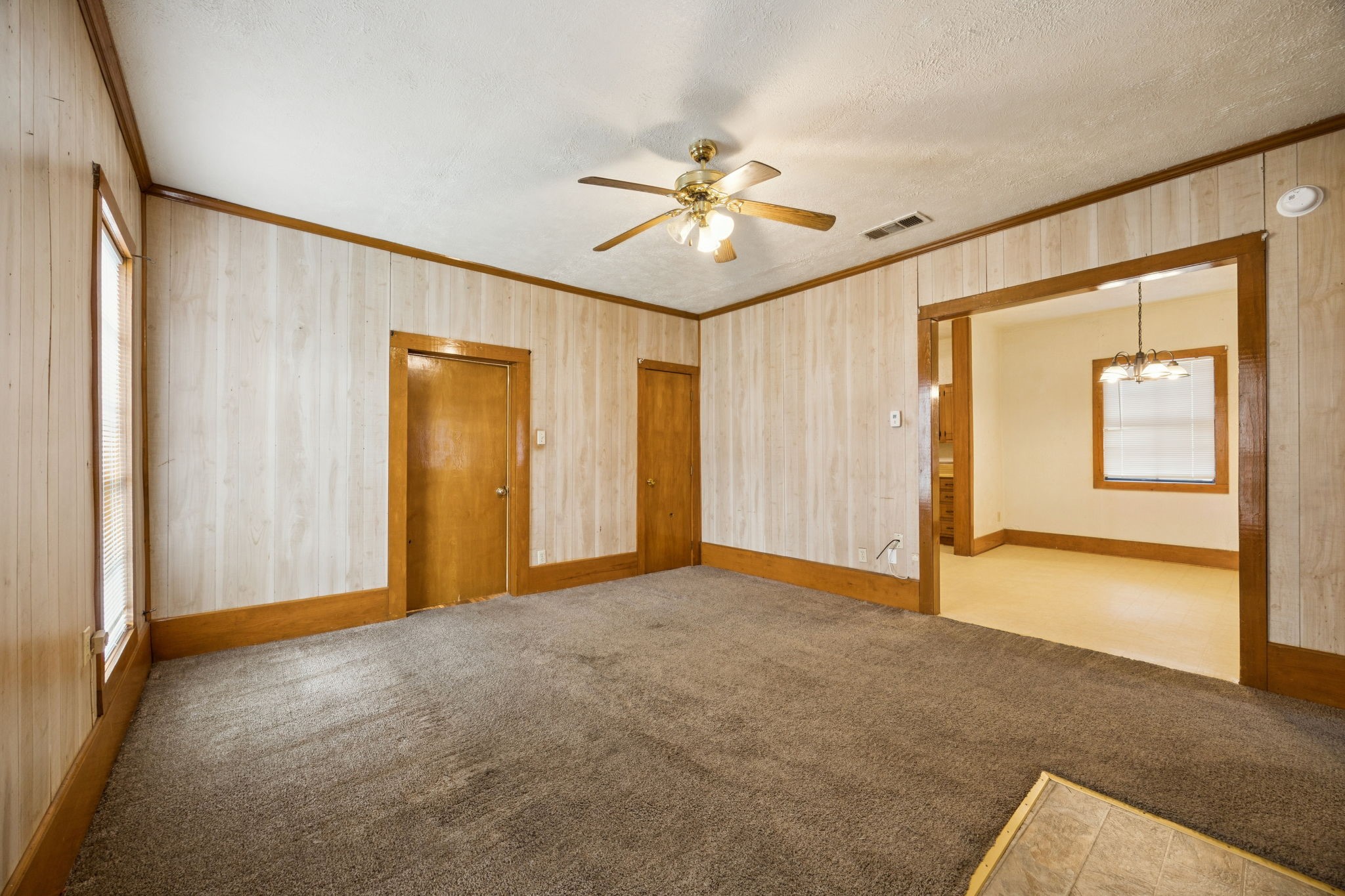 808 E High Street