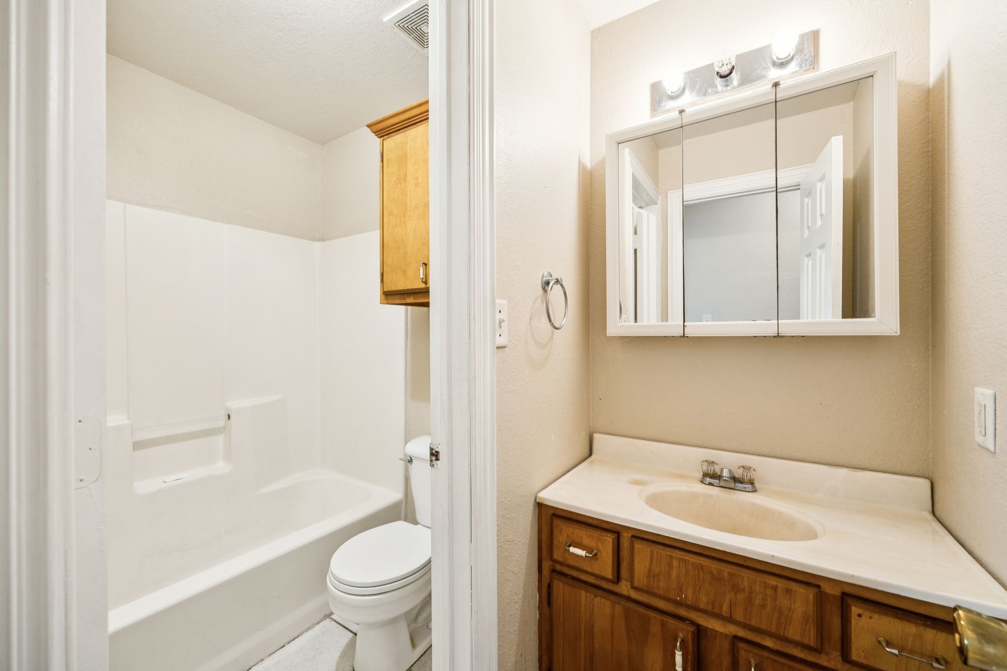 1104 & 1106 E High Street