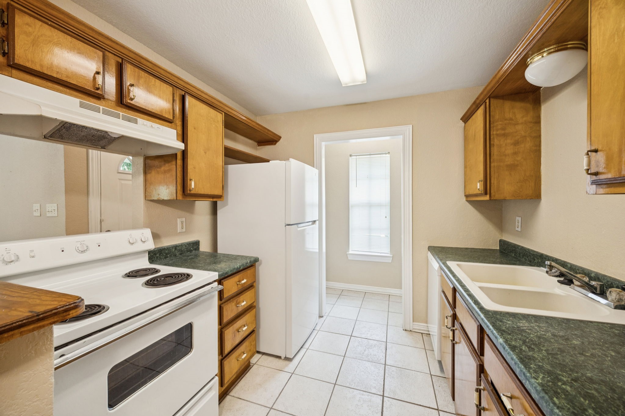 1104 & 1106 E High Street