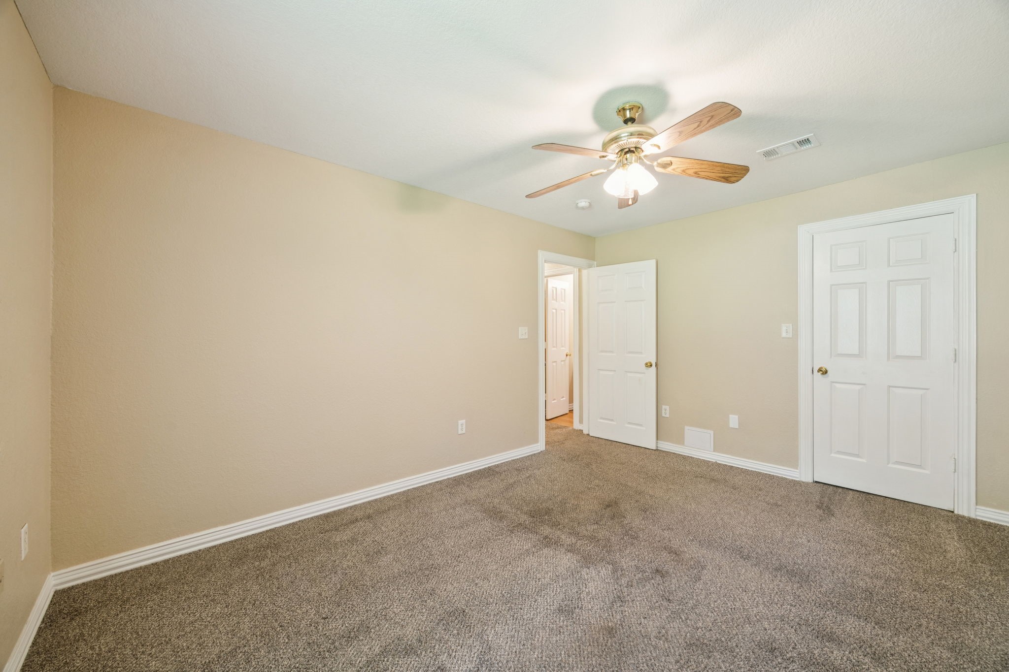 1104 & 1106 E High Street