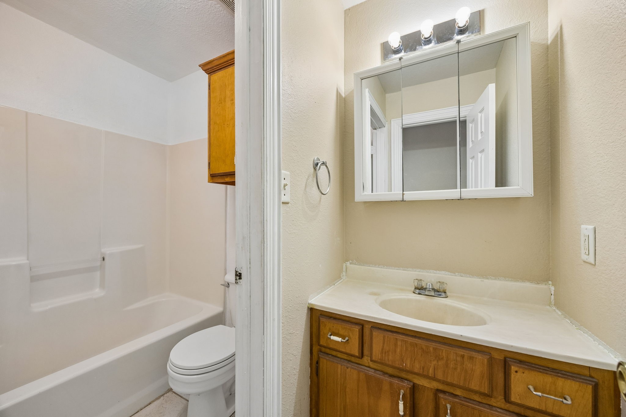 1104 & 1106 E High Street