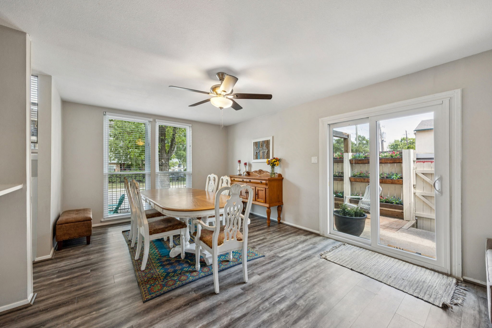 7175 Fair Oaks Avenue 60