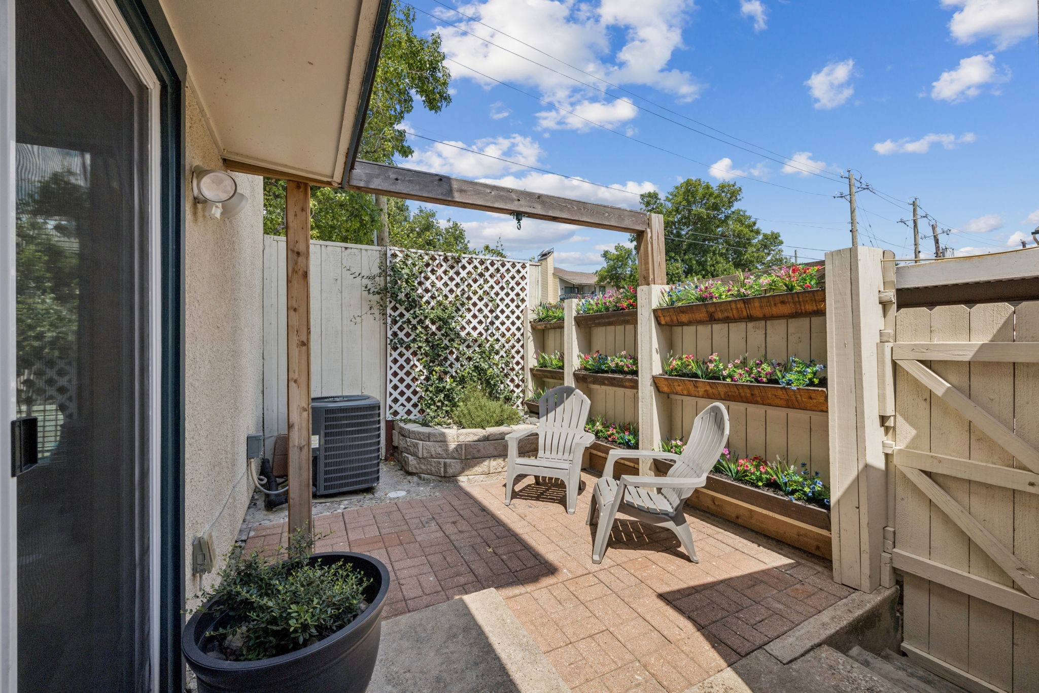 7175 Fair Oaks Avenue 60