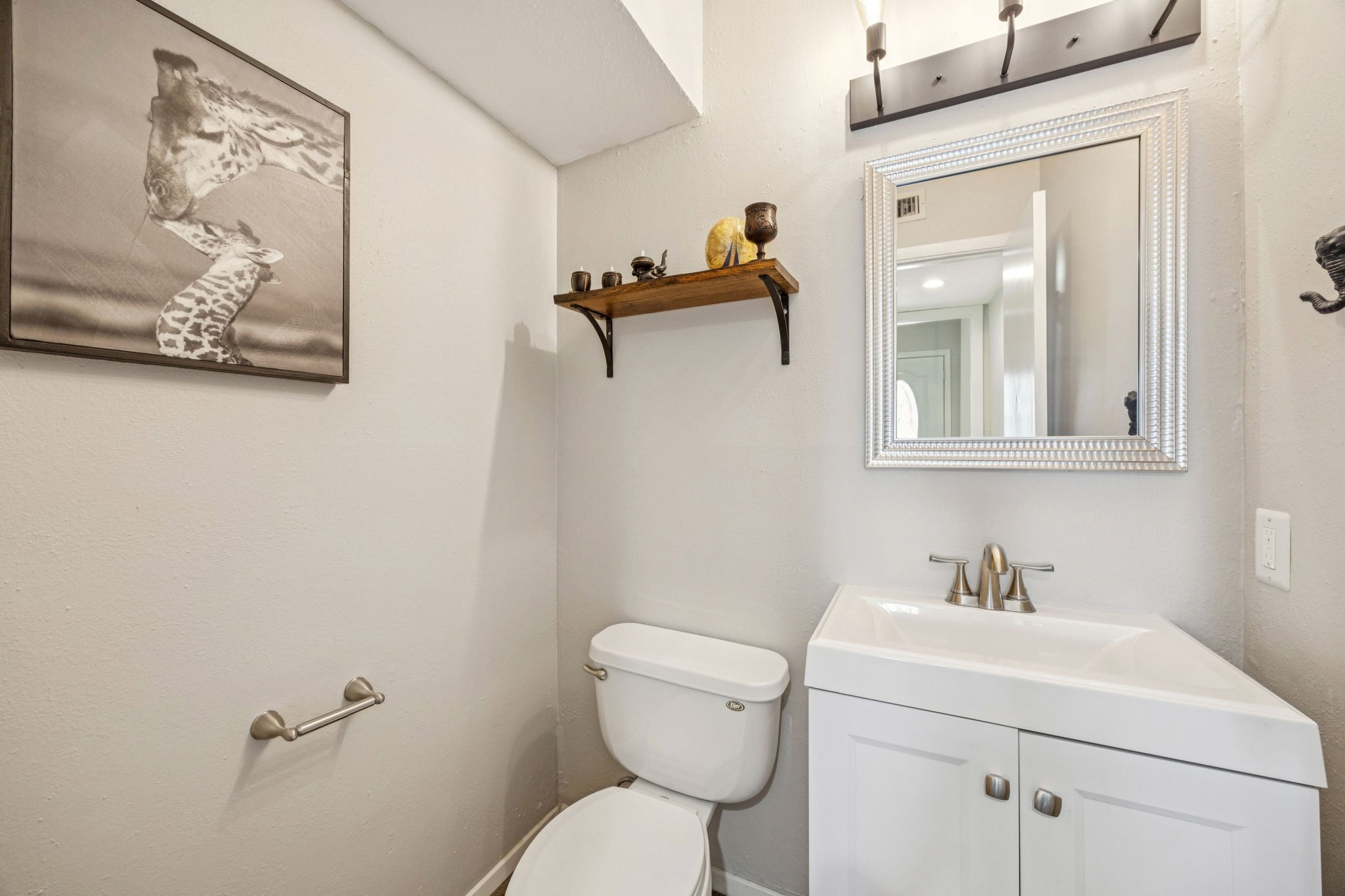 7175 Fair Oaks Avenue 60