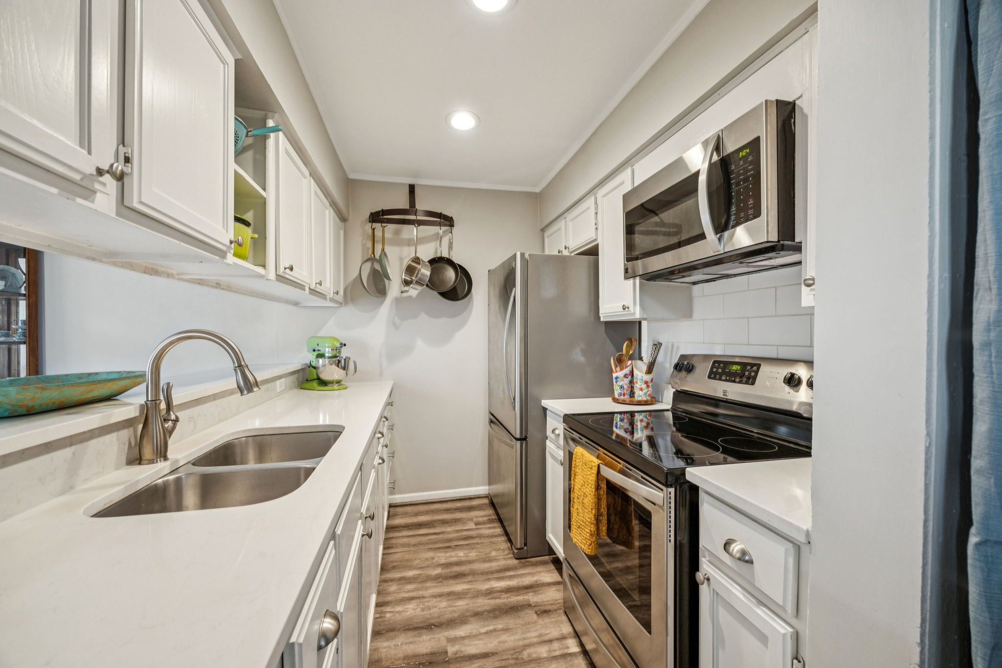 7175 Fair Oaks Avenue 60