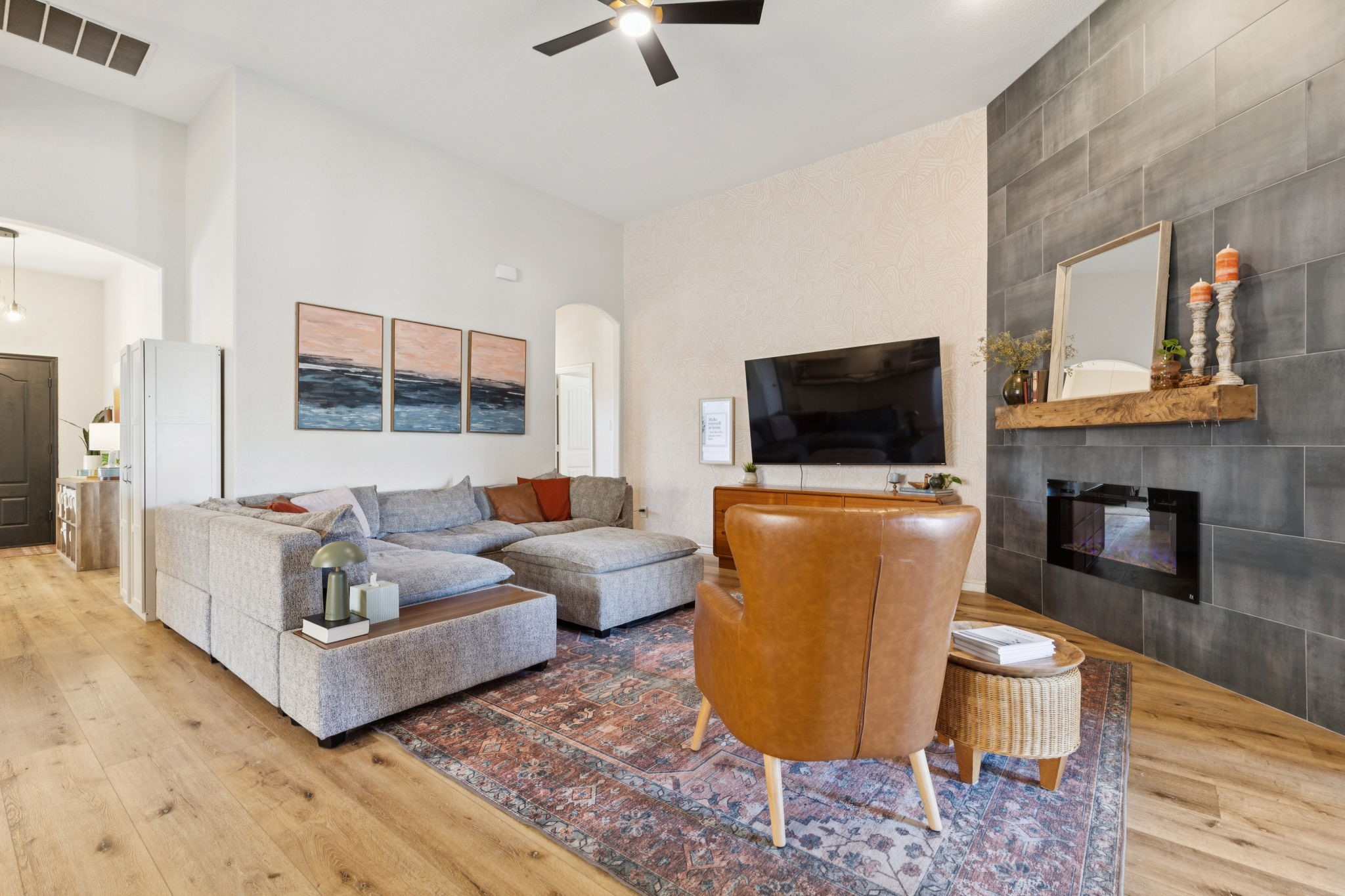 1326 White Water Lane