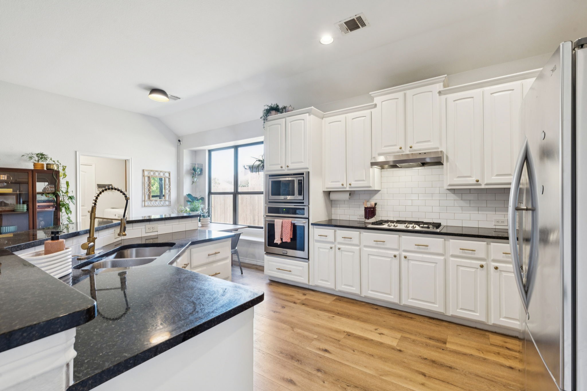 1326 White Water Lane