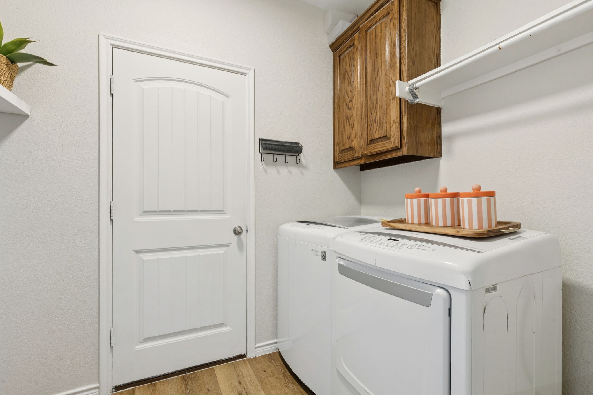 1326 White Water Lane