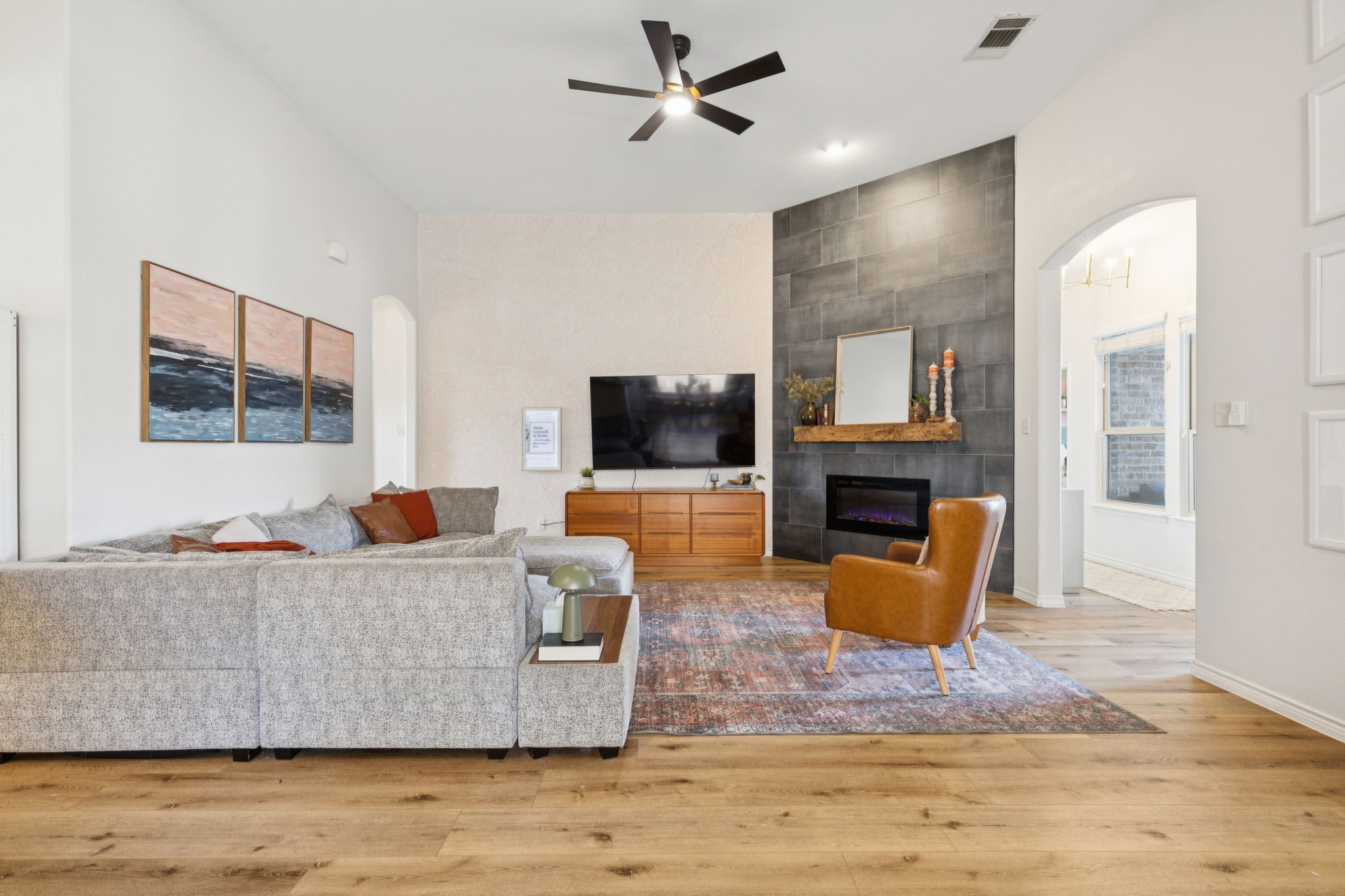 1326 White Water Lane