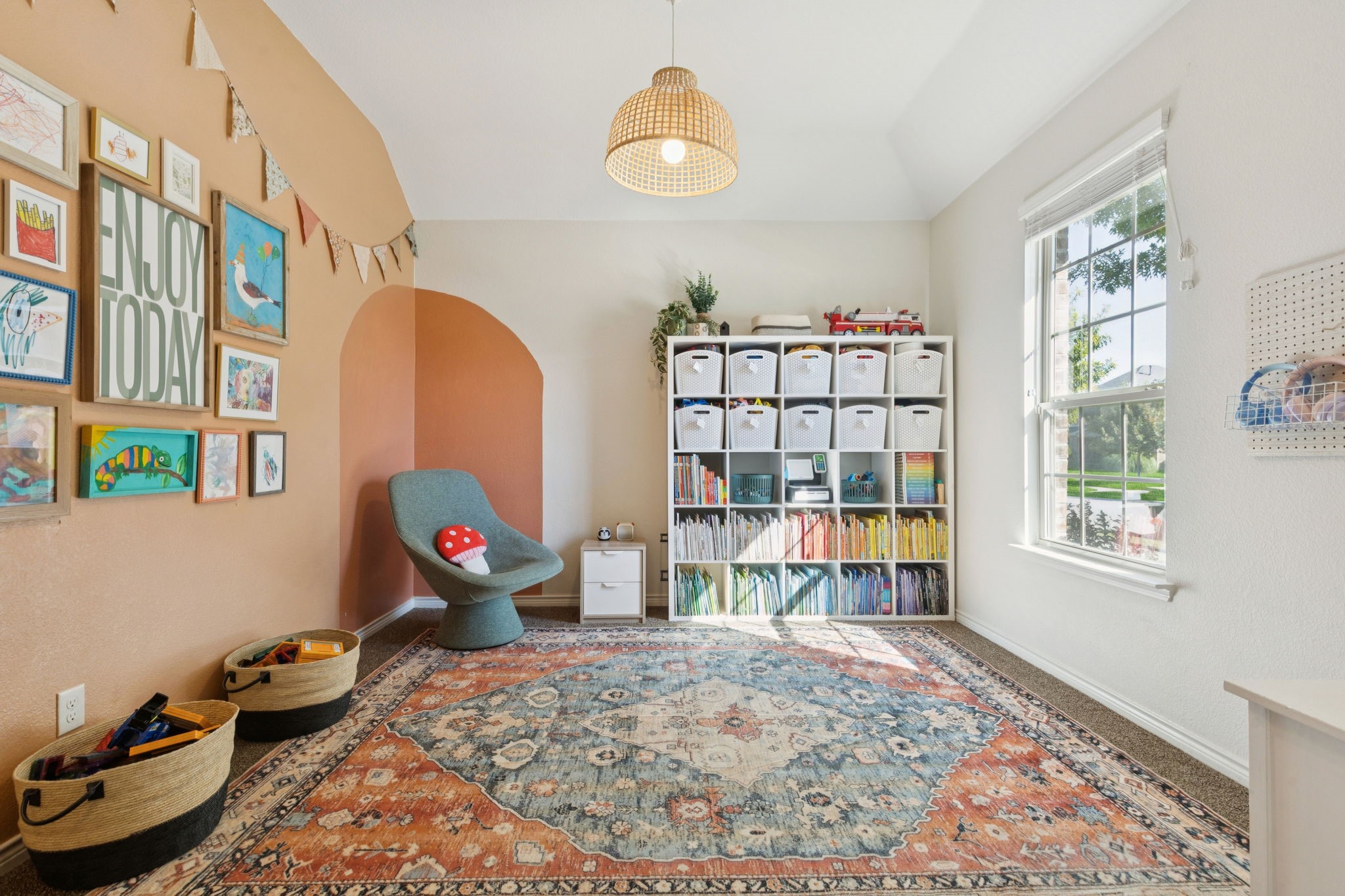 1326 White Water Lane