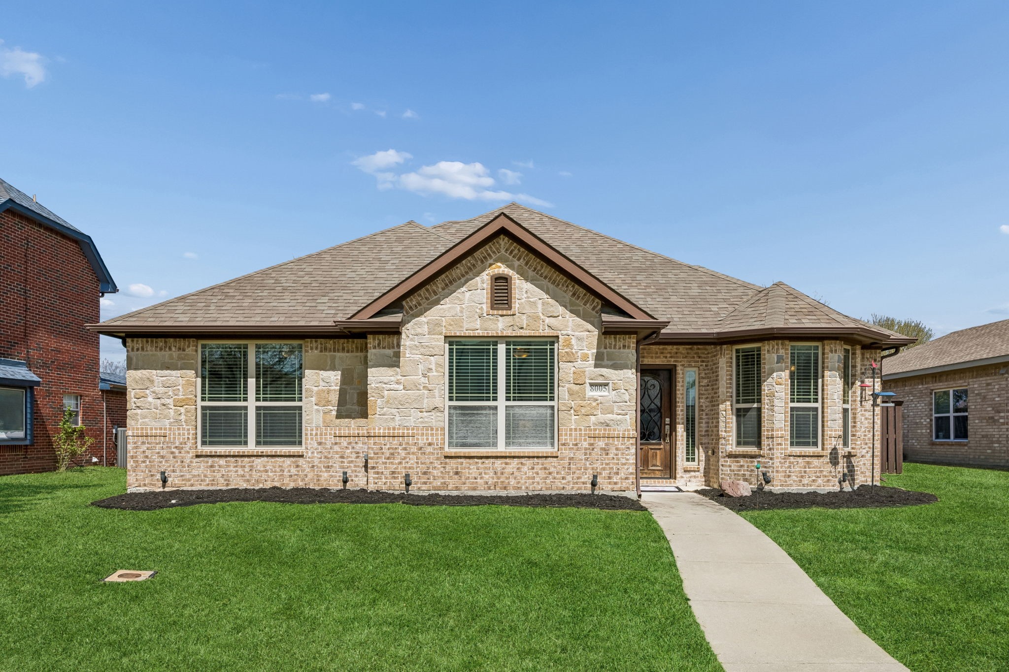 8005 Lake Bend Drive