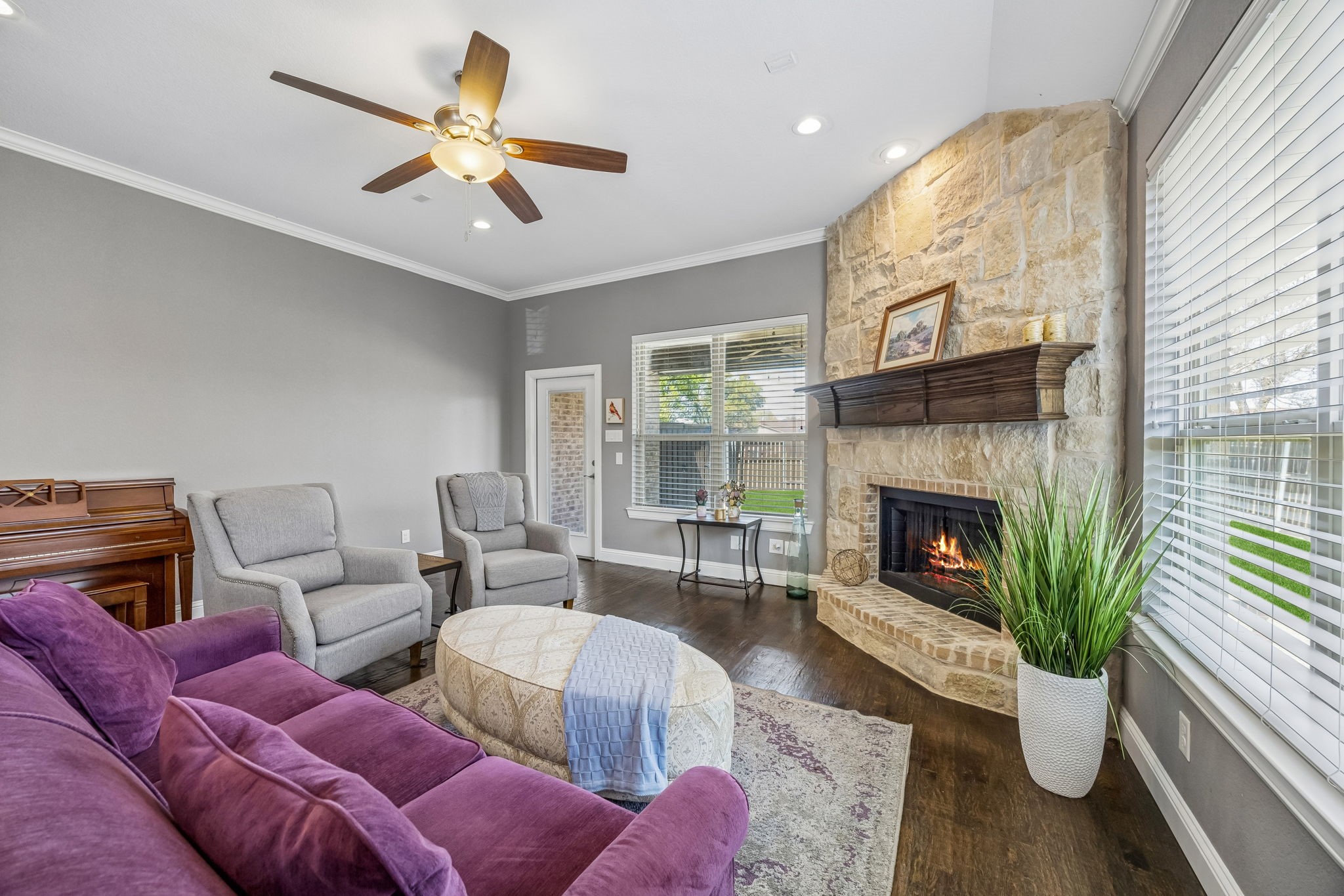 8005 Lake Bend Drive