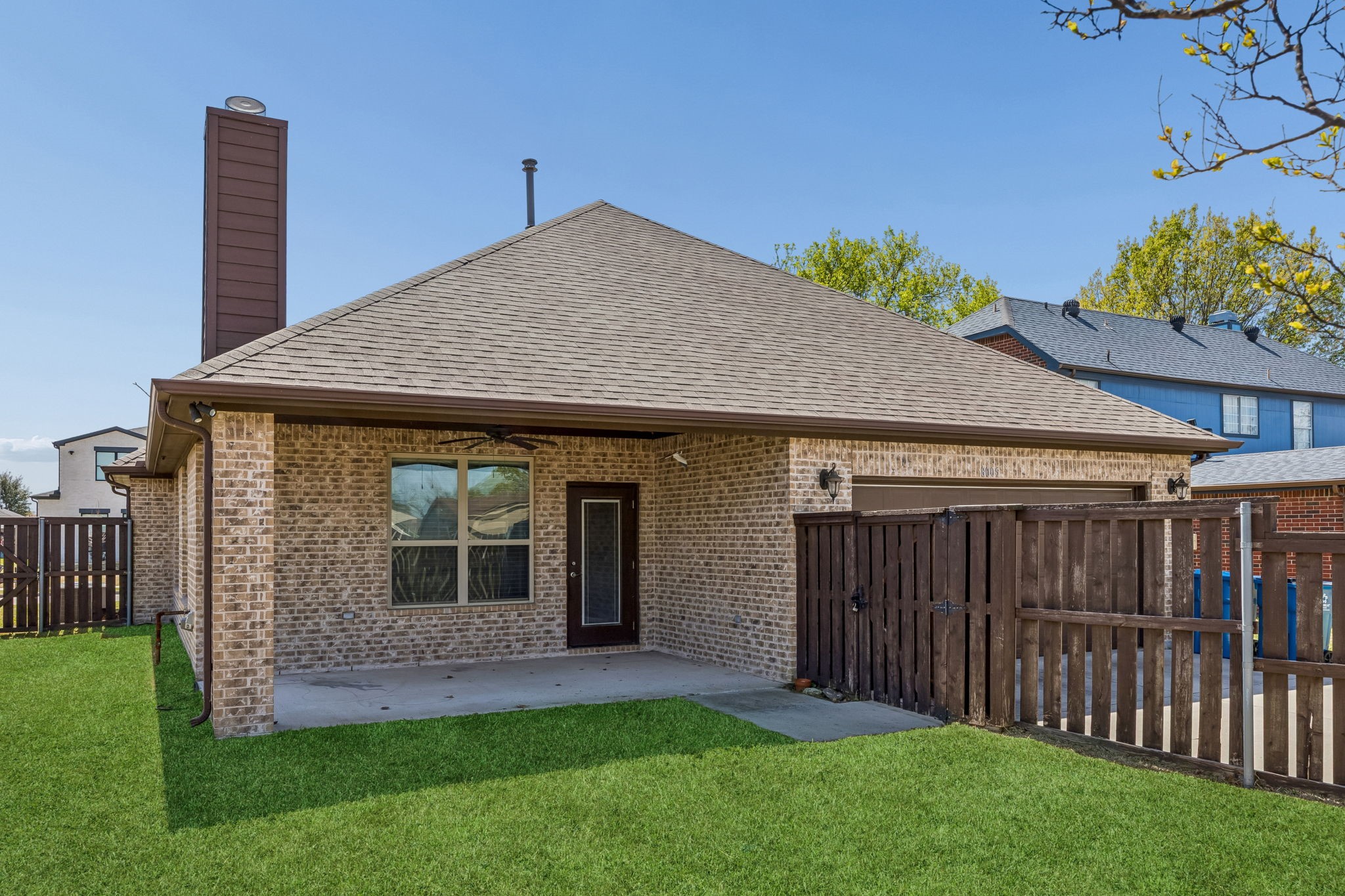 8005 Lake Bend Drive