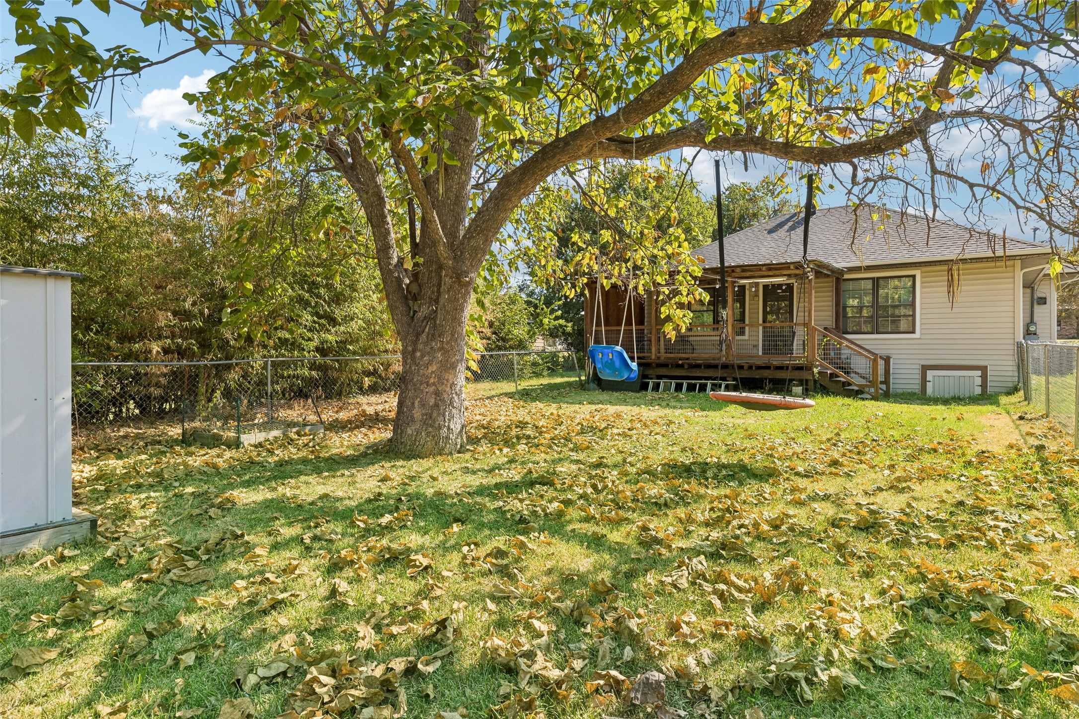 915 N Alamo Road